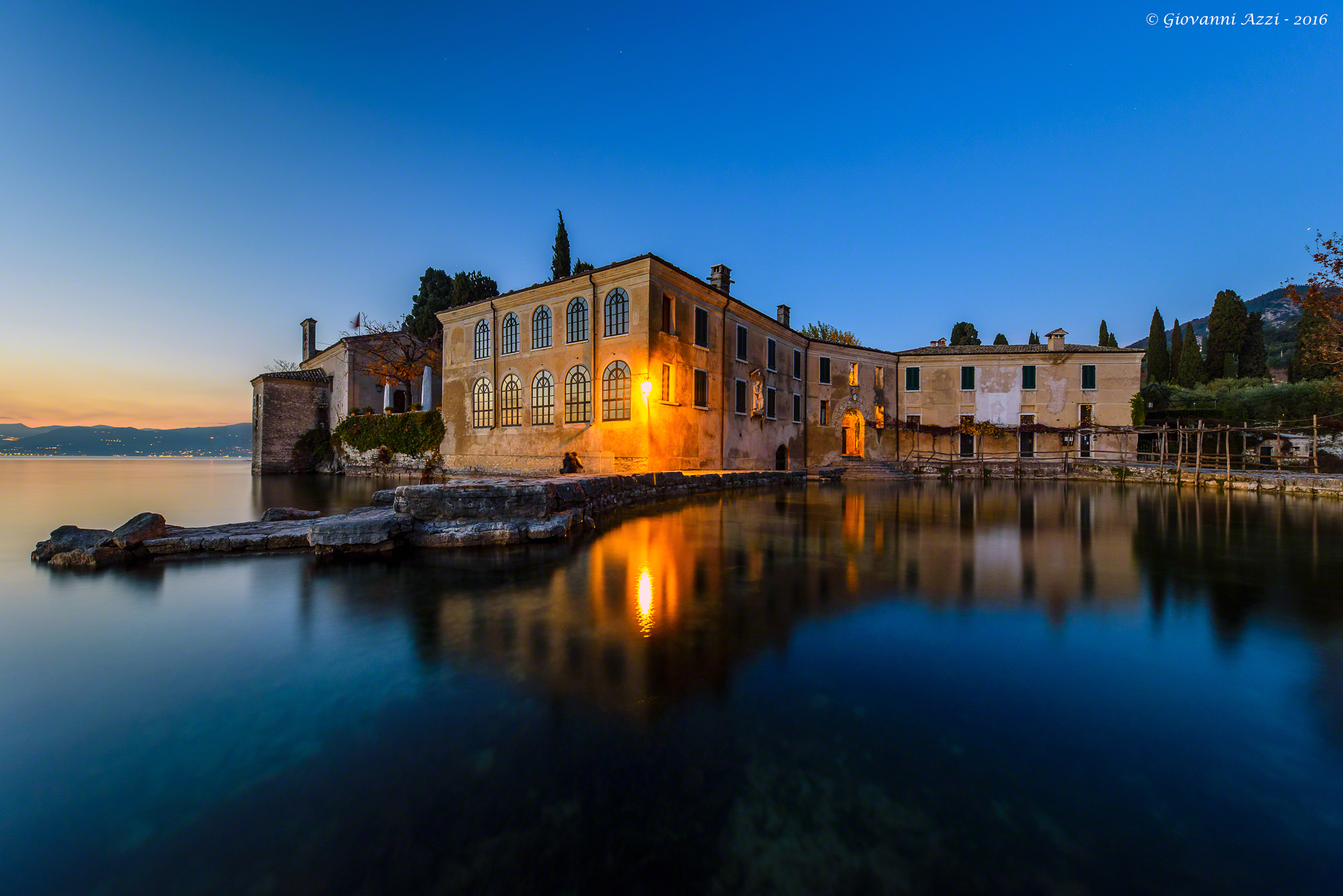 Ora blu a Punta San Vigilio 2