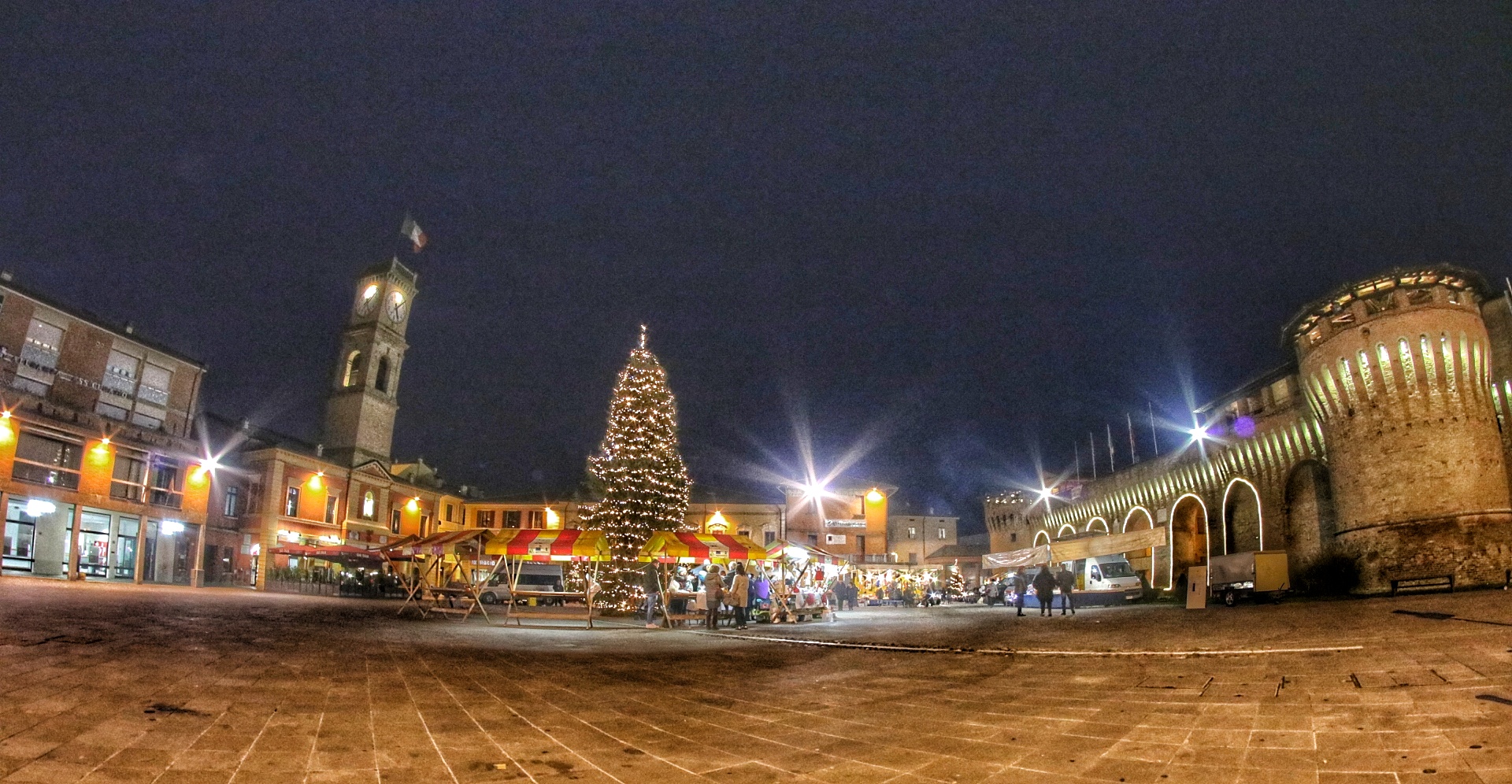 ..a Forlimpopoli Christmas we live so ..