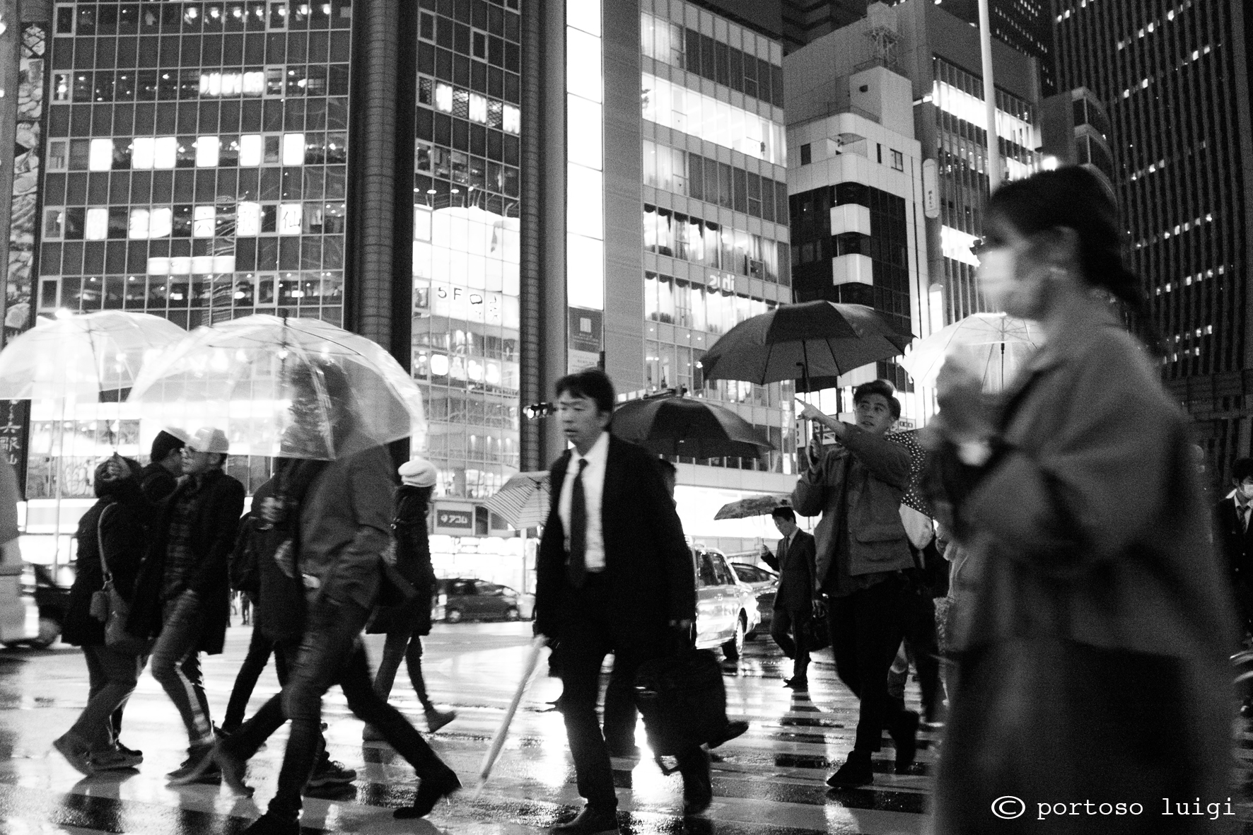 Tokyo: crossing