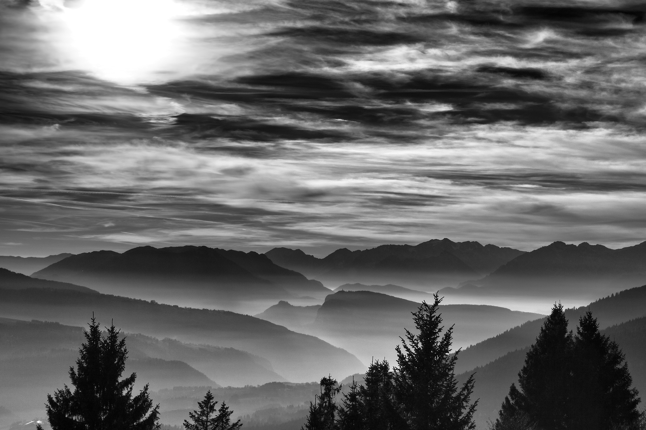 Fog on the plateau. Asiago