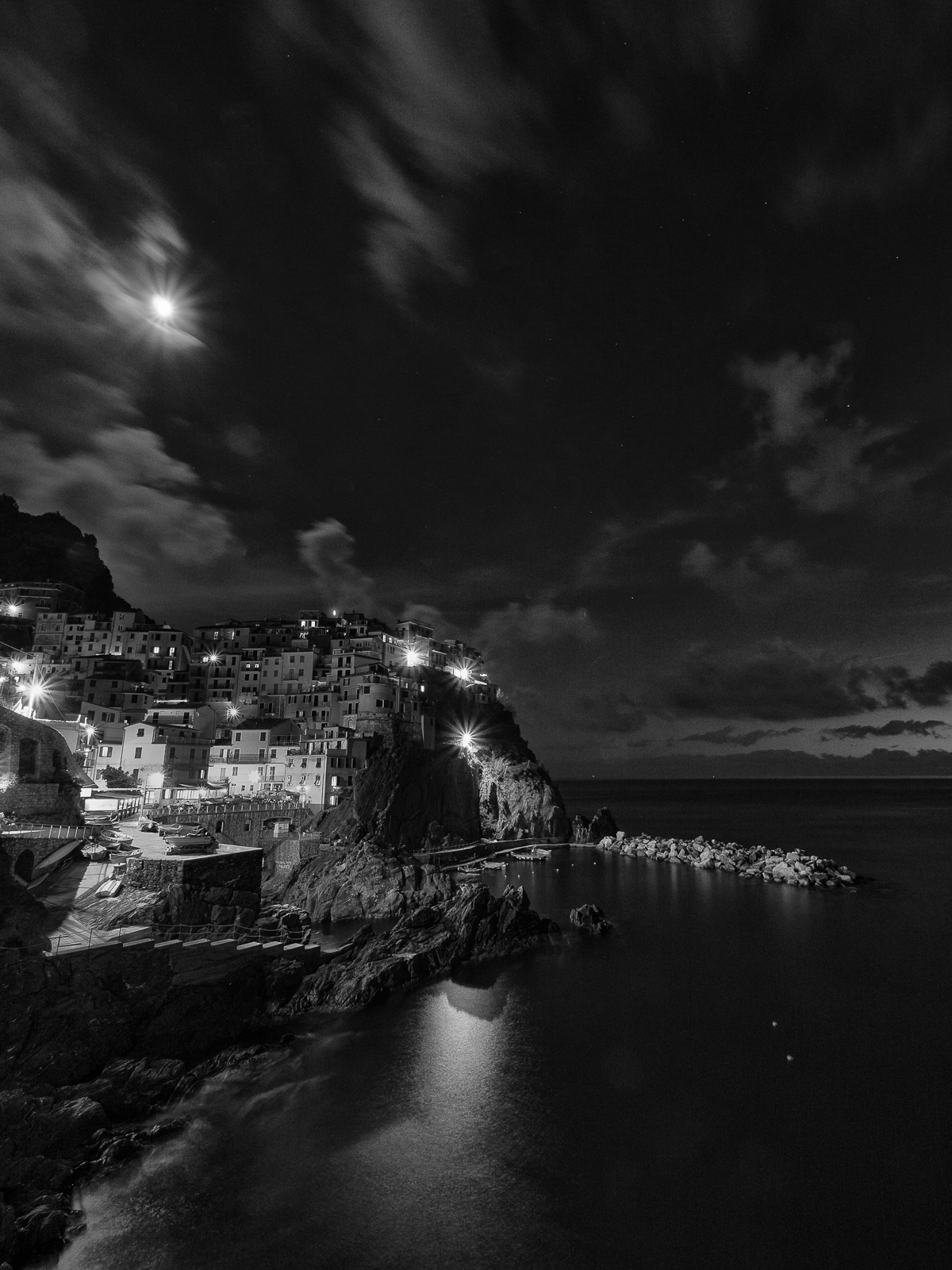 Manarola Notturno B&N