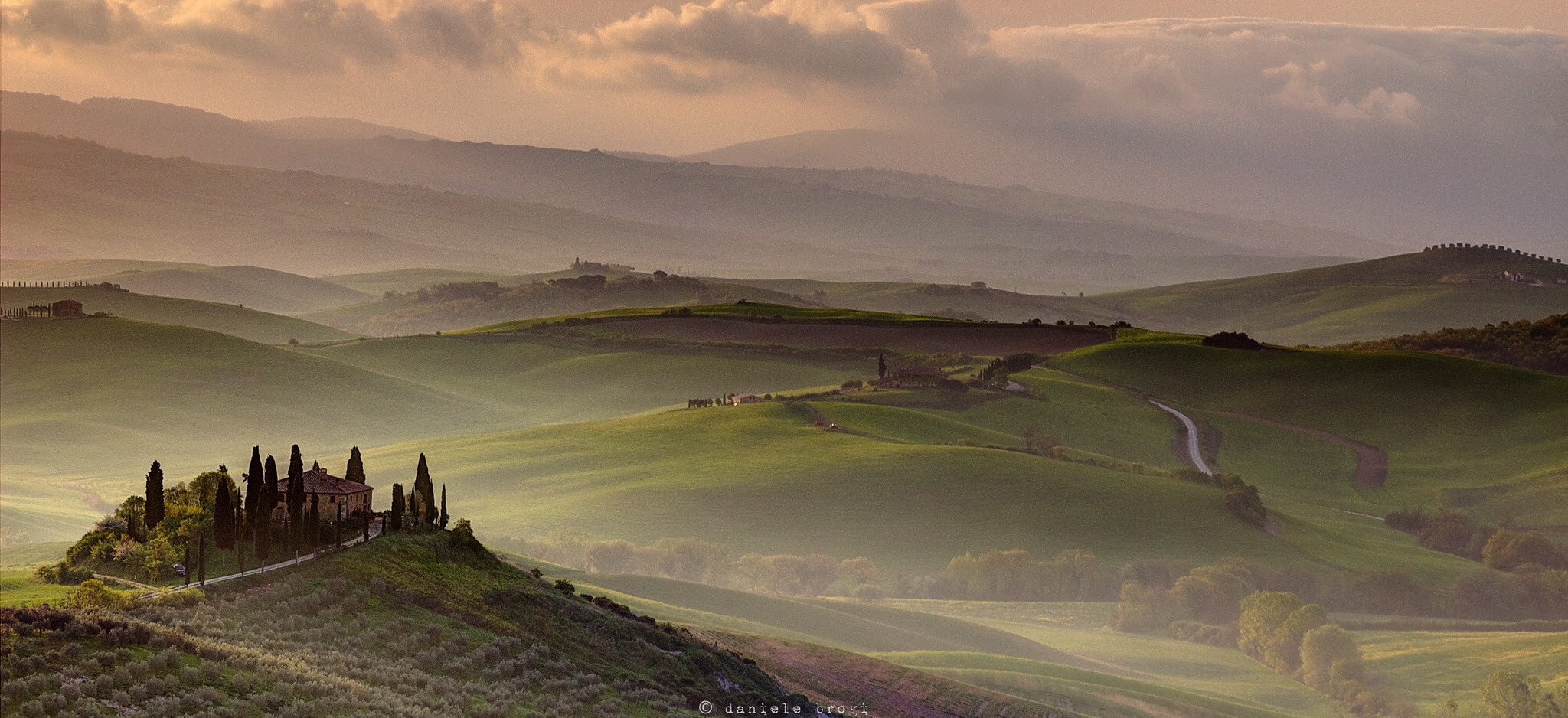 Alba in Val d'Orcia