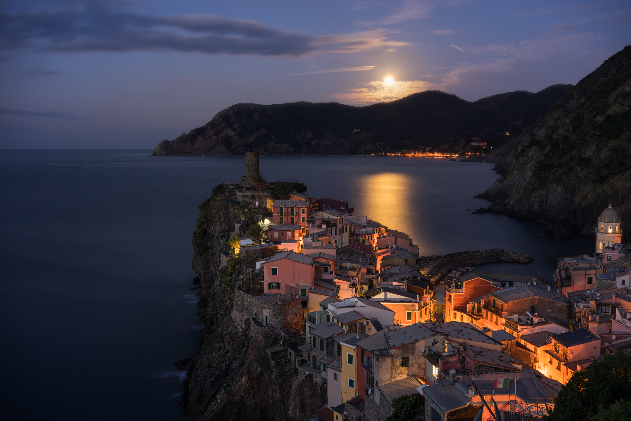 Vernazza Moonlight
