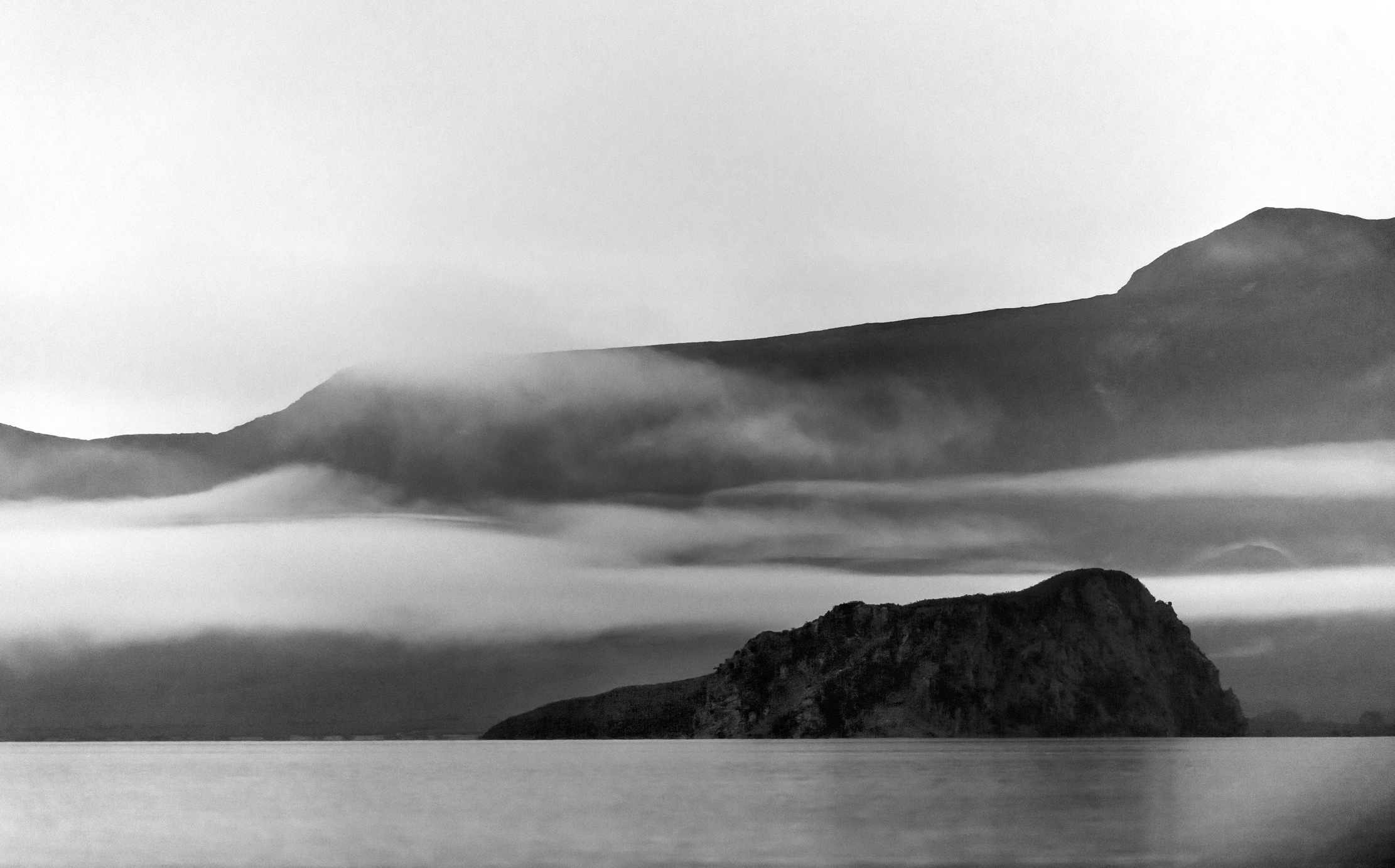 Kamchatka 2016 - Kurile lake B&W