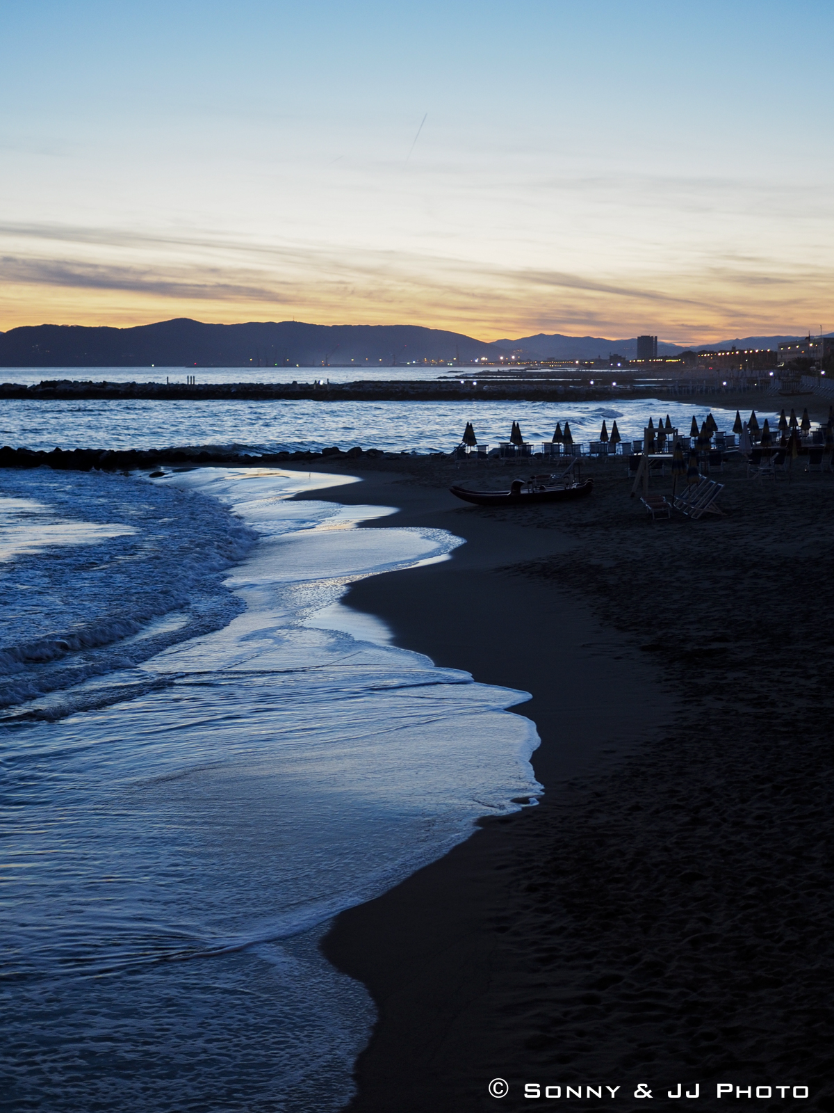 La sera sulla spiaggia