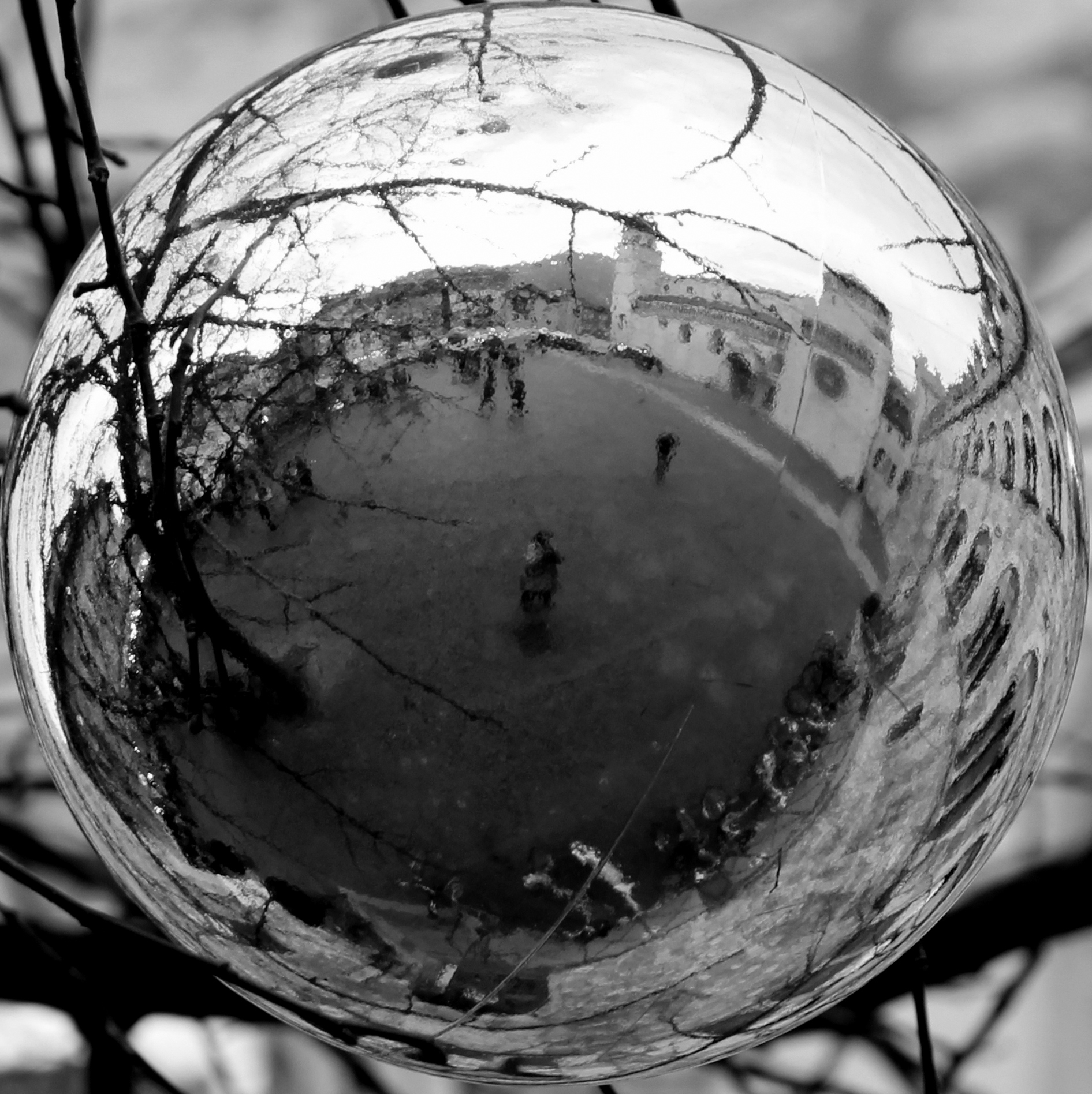 La Piazza in una palla di Natale