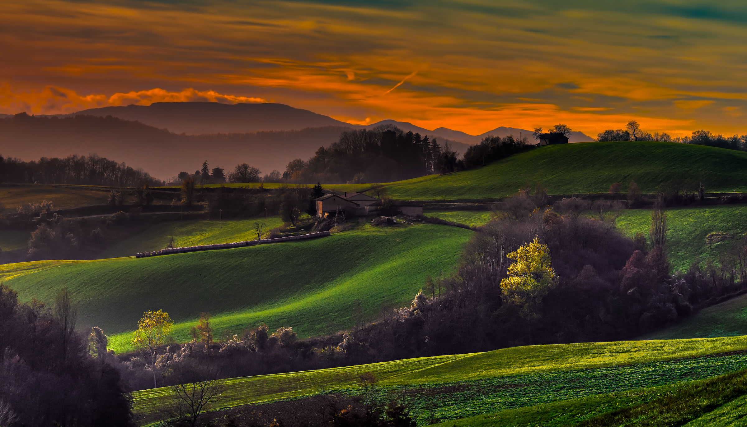 The Apennines autumn