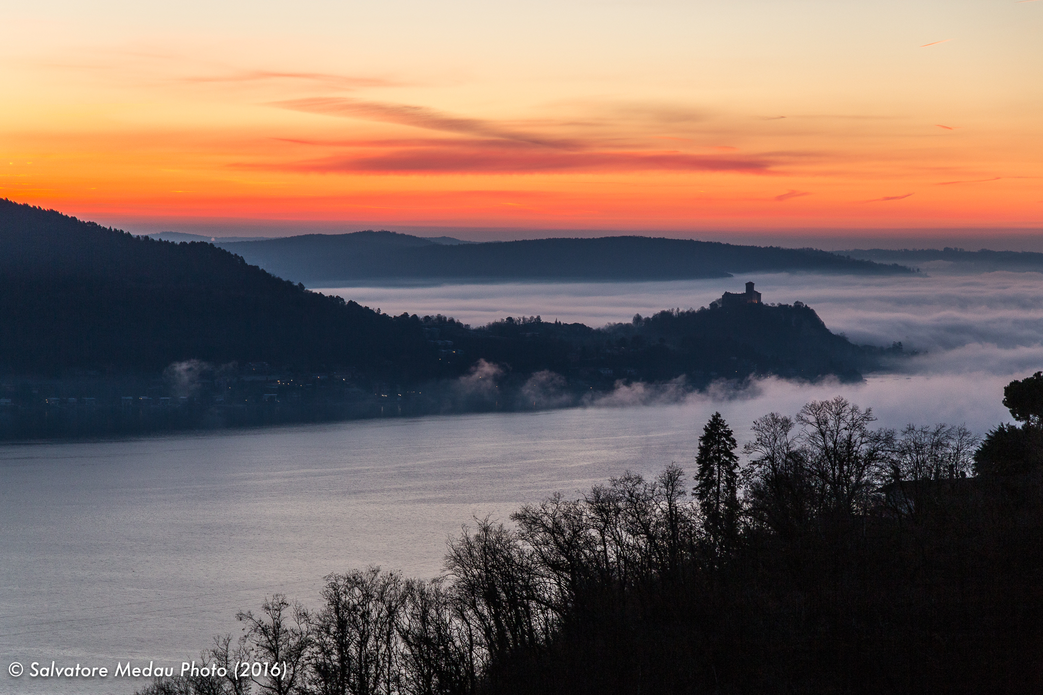 Una nuova alba sul Lago Maggiore