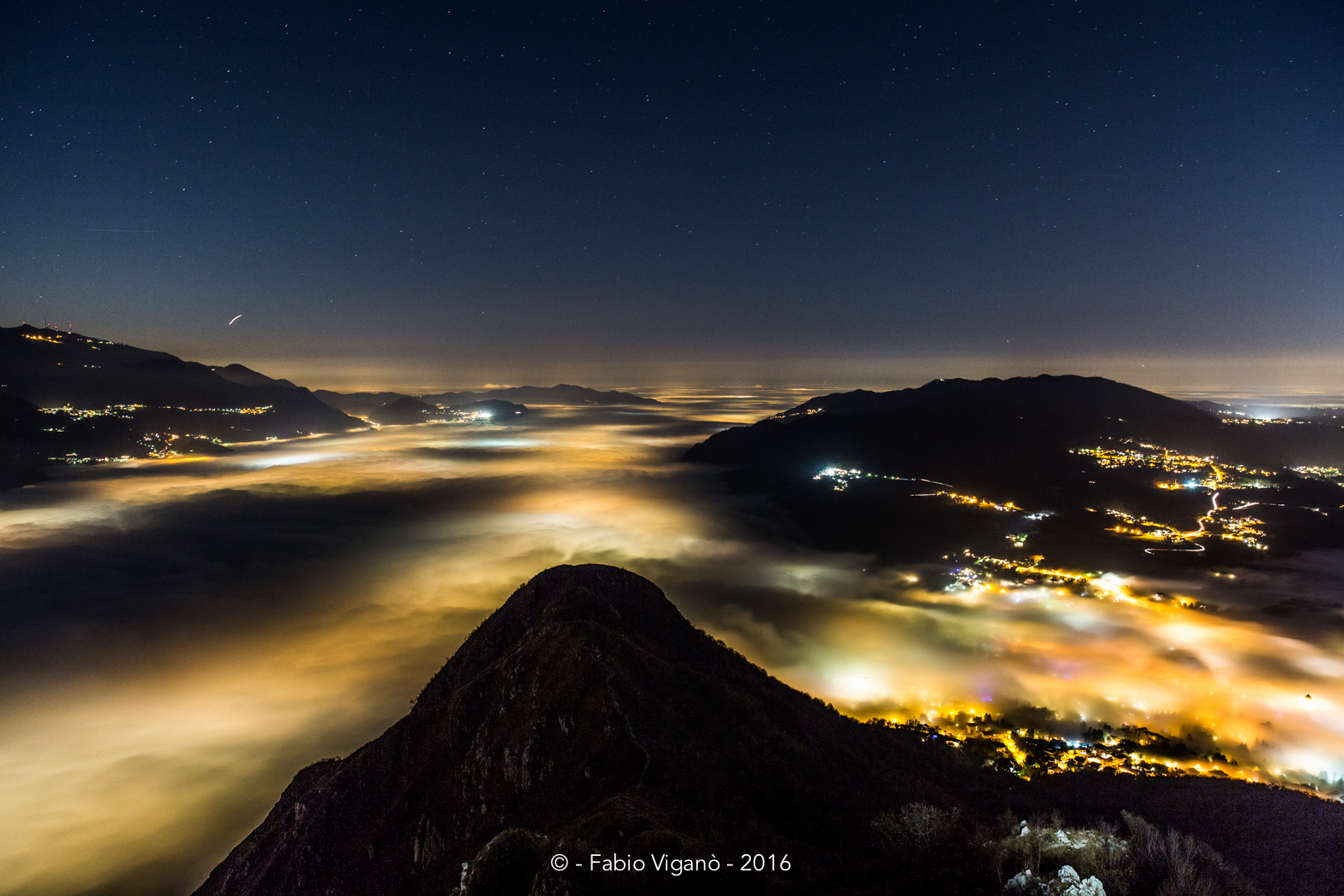 Above the fog 2- Monte Barro