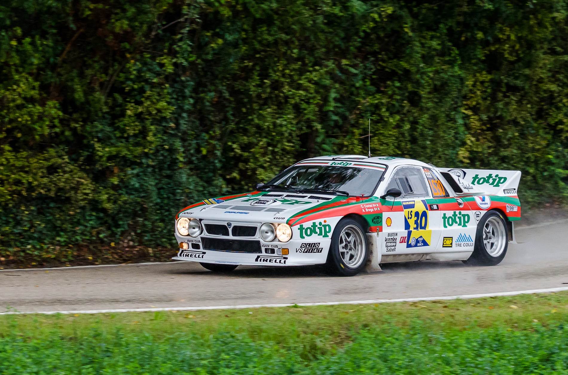 Lancia 037