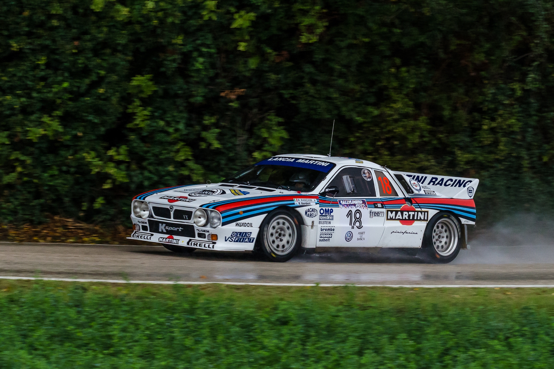 Lancia 037