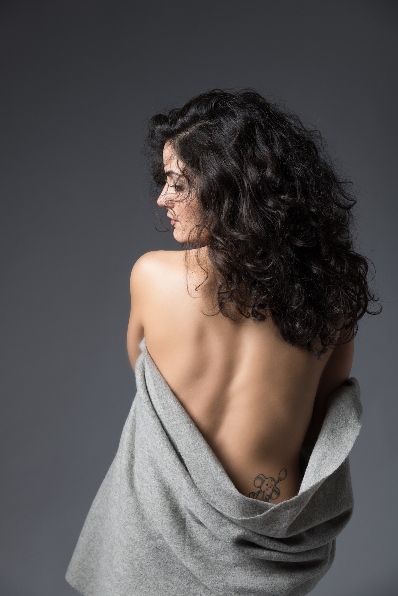 a scarf around the body, like a warm embrace ..