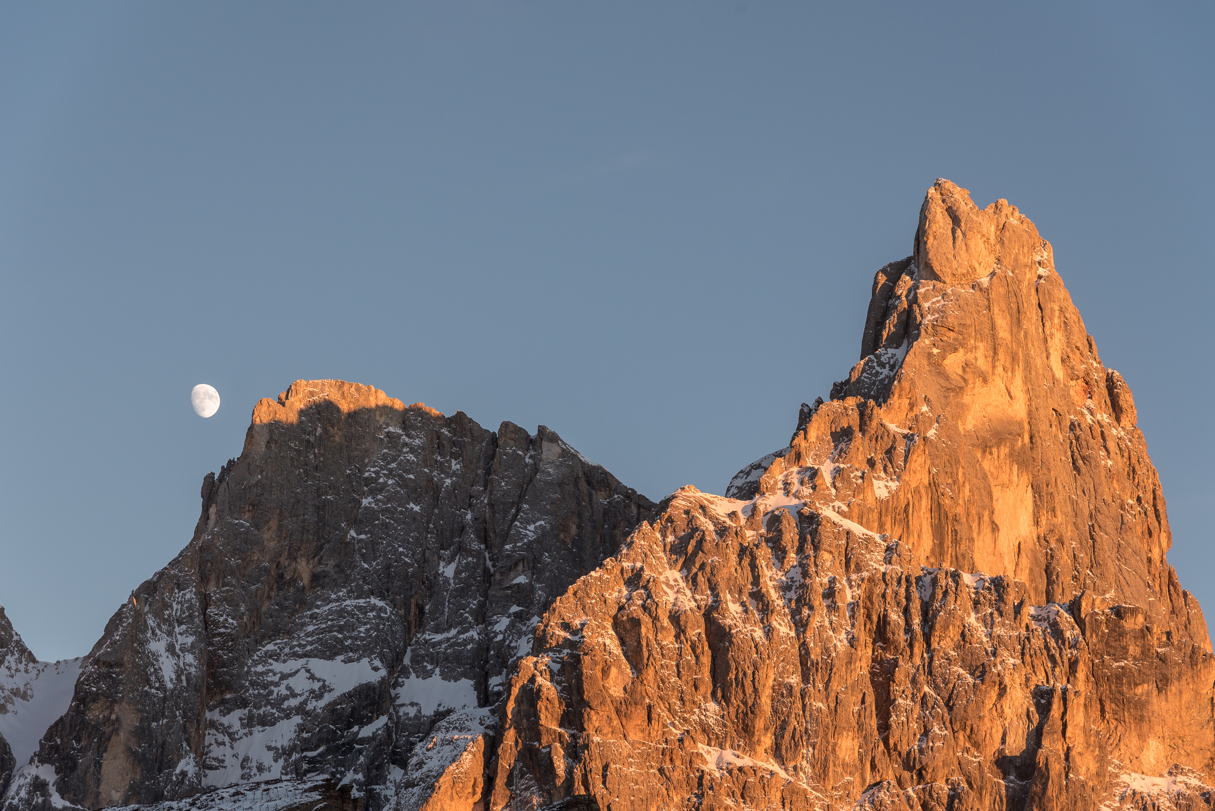 Cimon della Pala, the magic of the winter sky