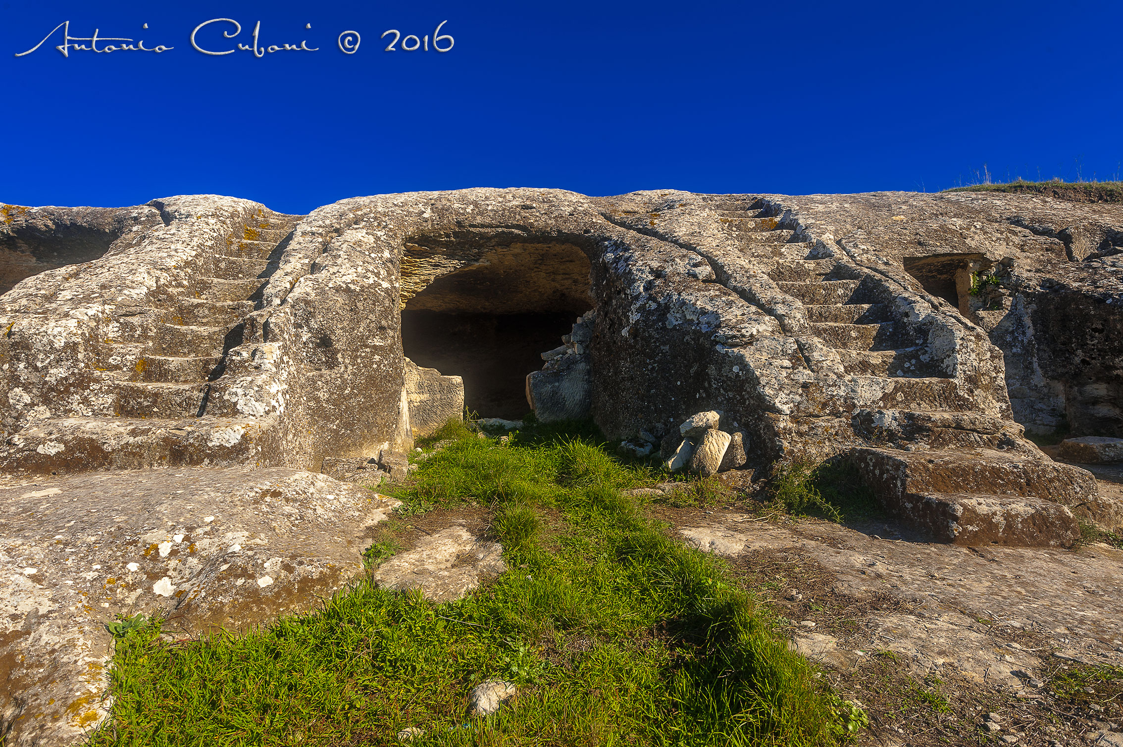 Ipogei "Sos Coroneddos di Musellos", Ittiri (ss).