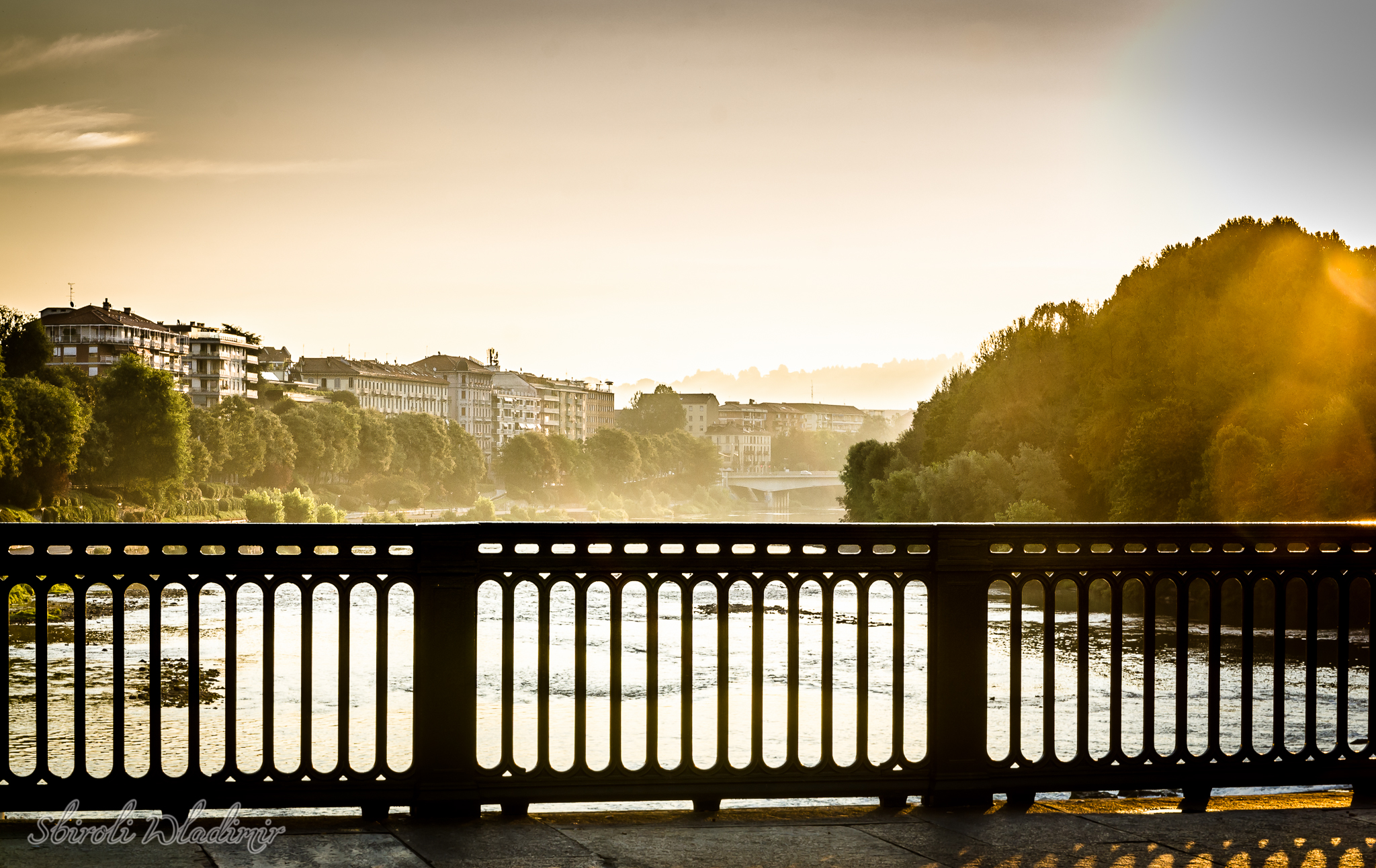 A sunrise over the Po - Torino