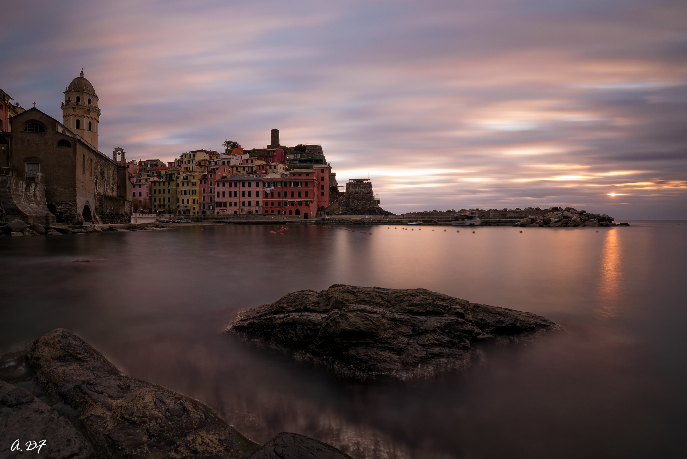 Cloudy sunset Vernazza