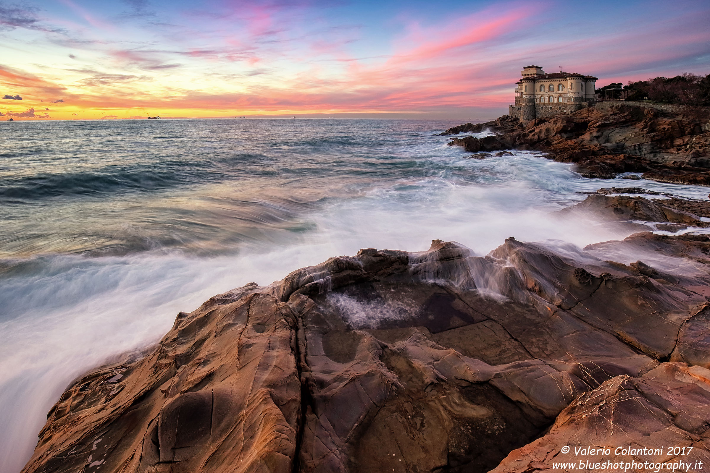 Sunset at the castle ... Mug