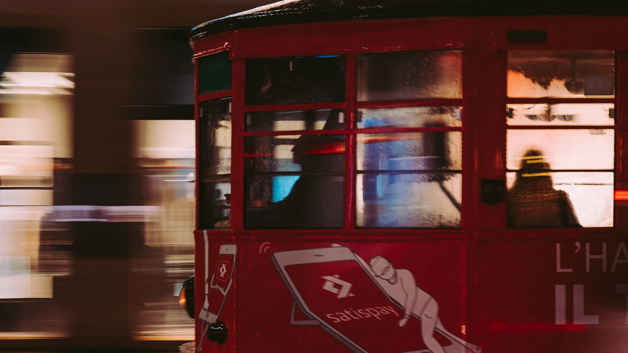 Corso Manzoni, tram in panning --- 22 Nov '16