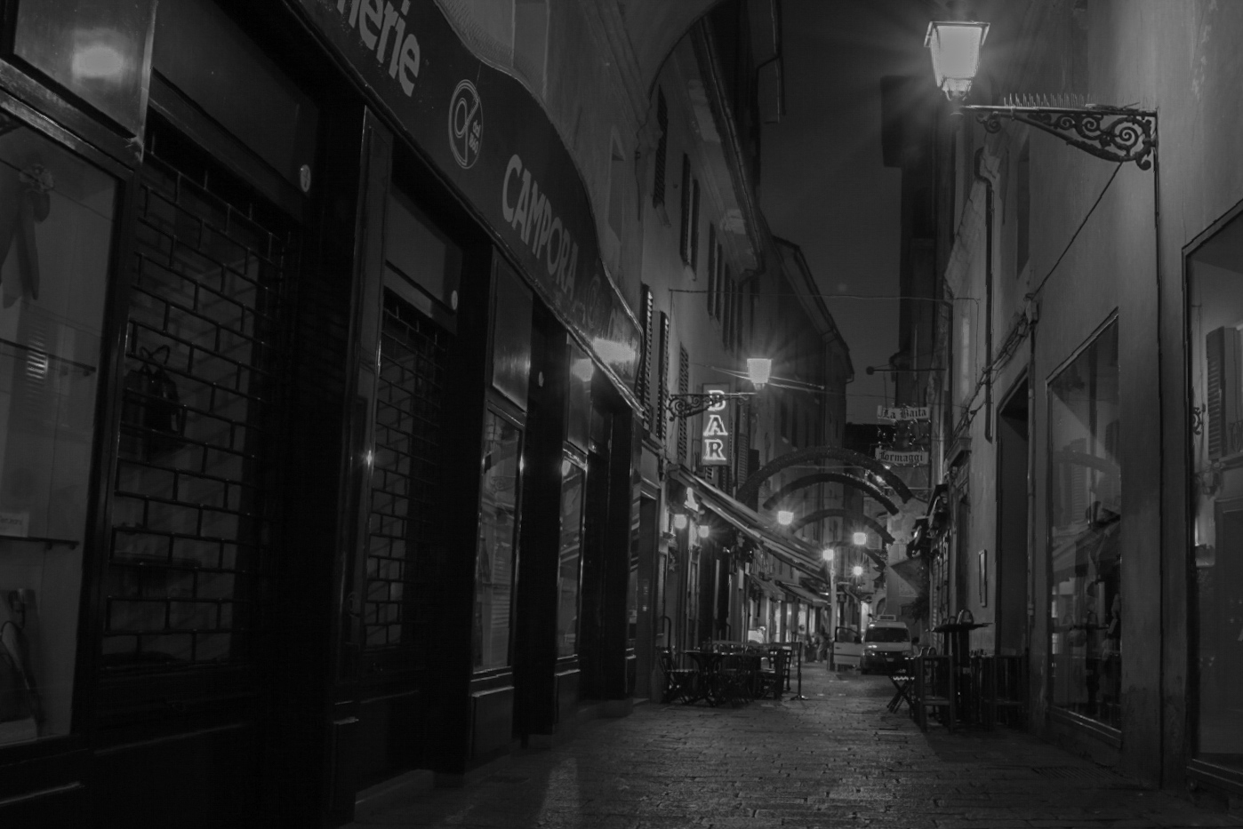 the city still sleeps