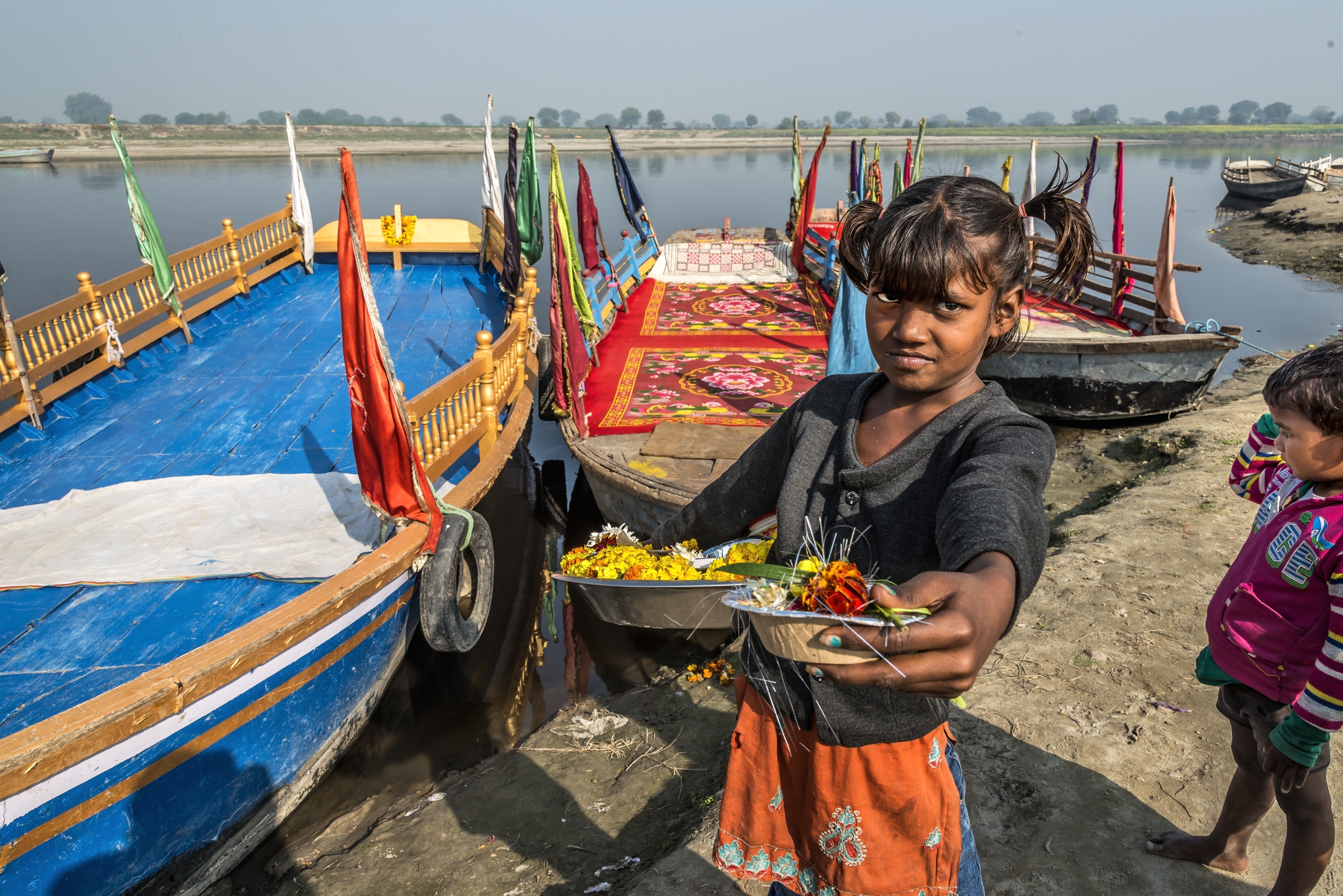 Uttar Pradesh 2017 -  Piccola fioraia