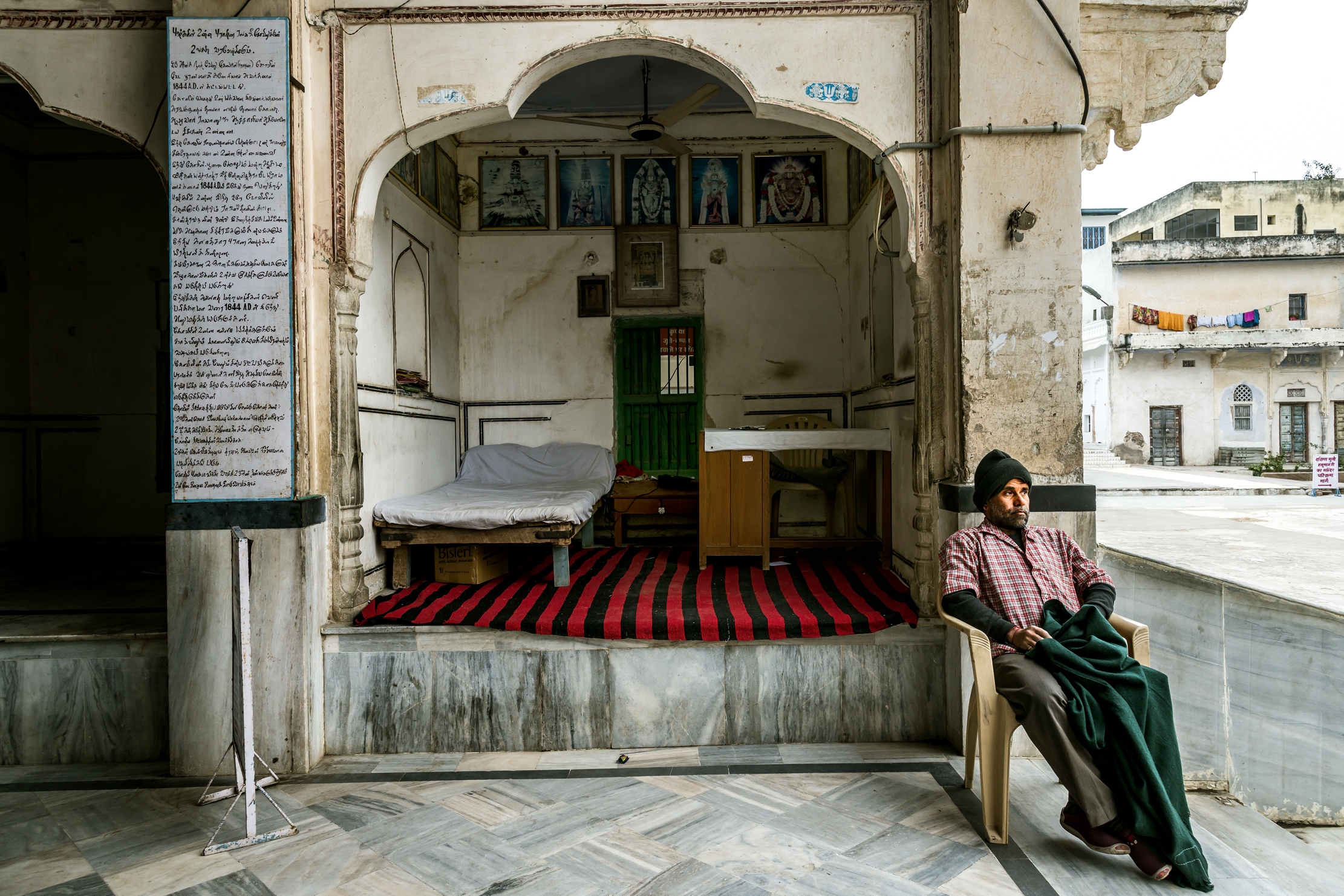 Rajasthan 2017 - Custode del Tempio a Pushkar