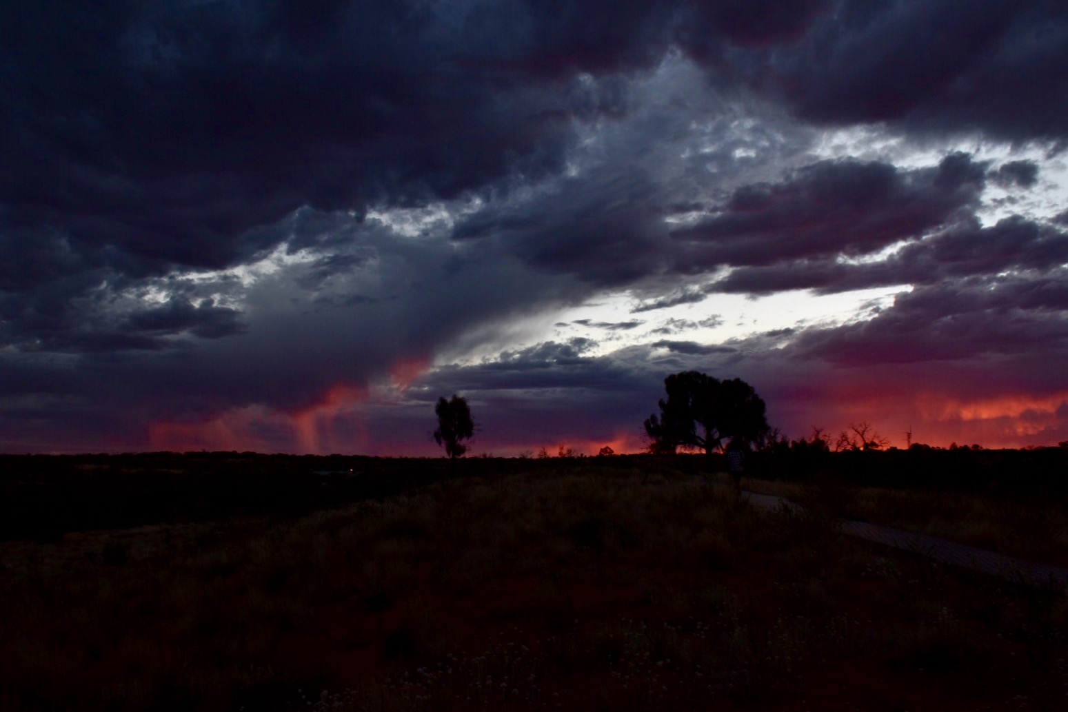 Cielo al tramonto al king's Canyon