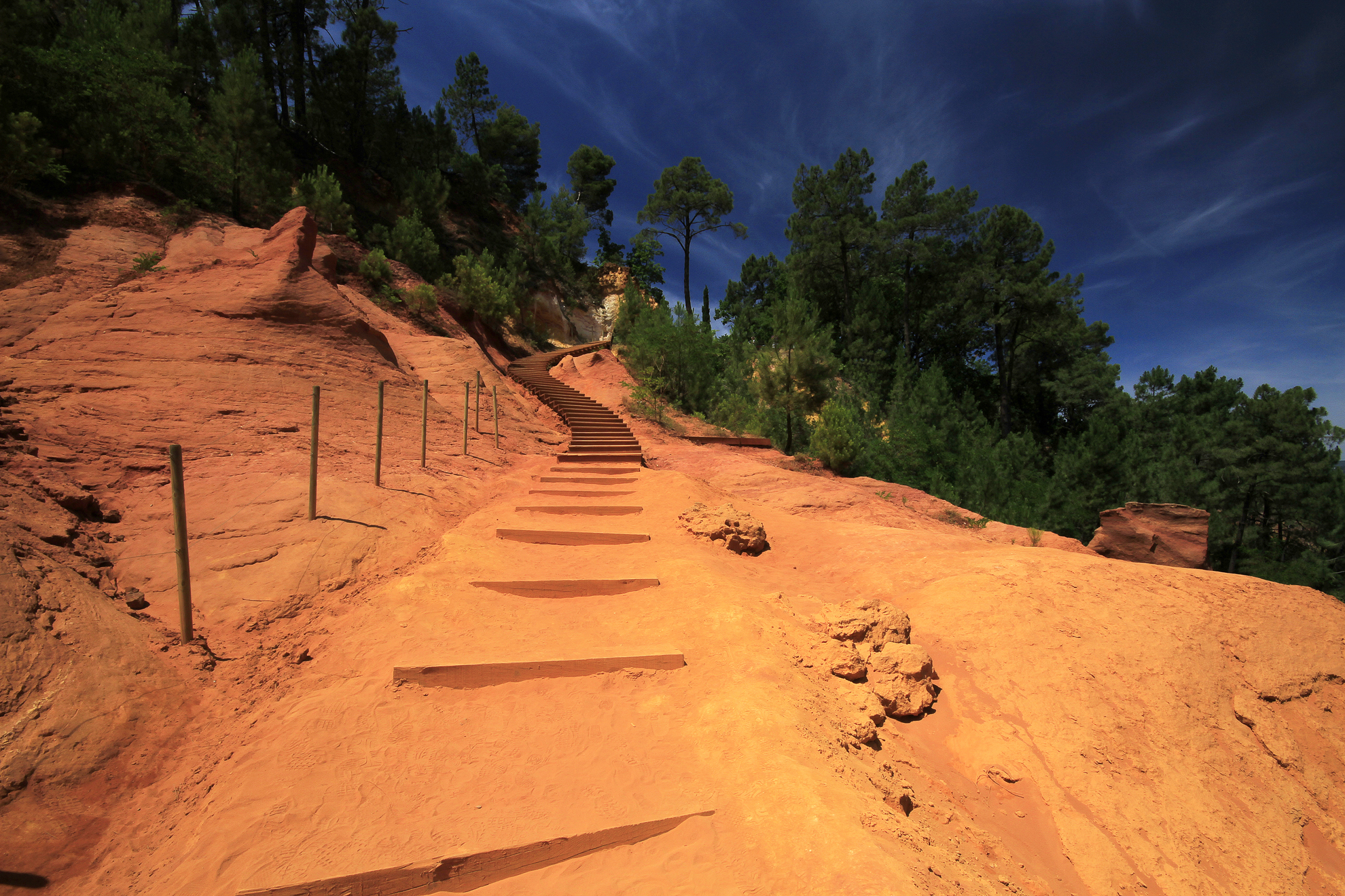 roussillon ocher quarries