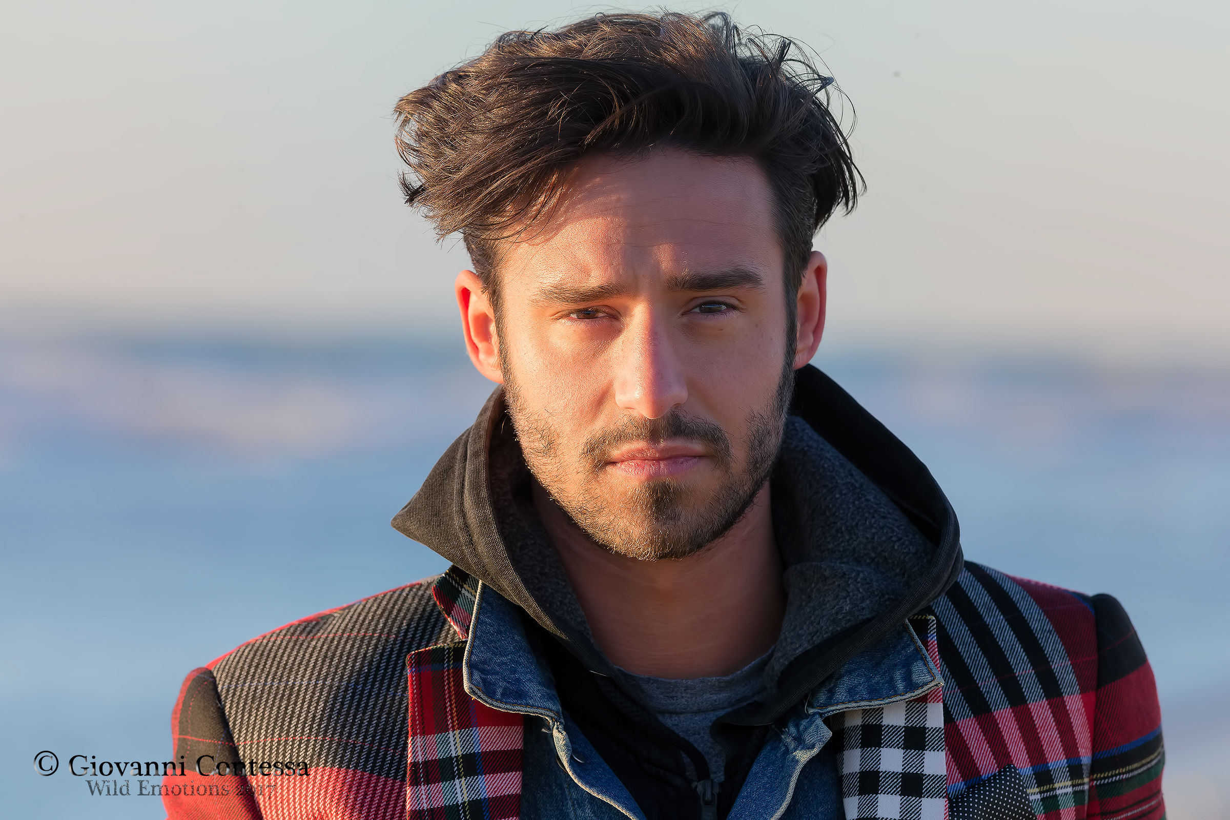 ritratto in riva al mare