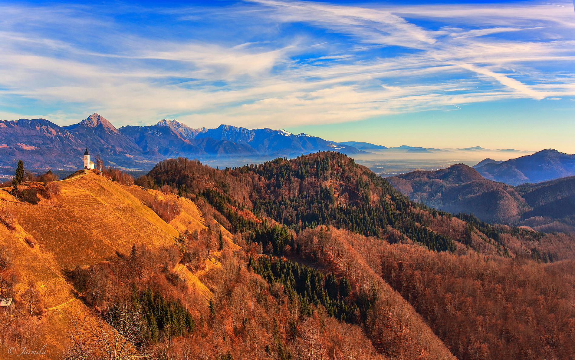 Jamnik,  la graziosa chiesetta