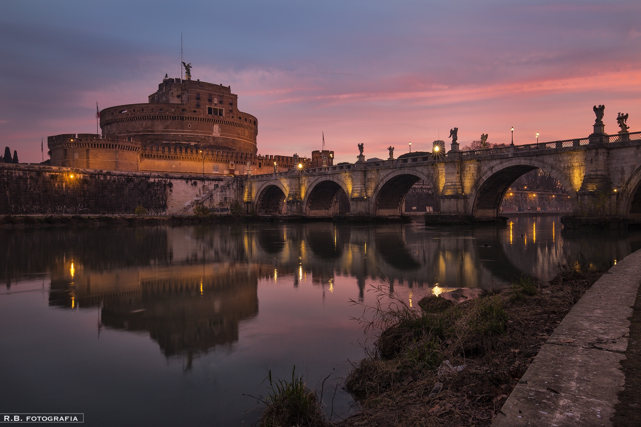 Castel Sant'Angelo all'alba