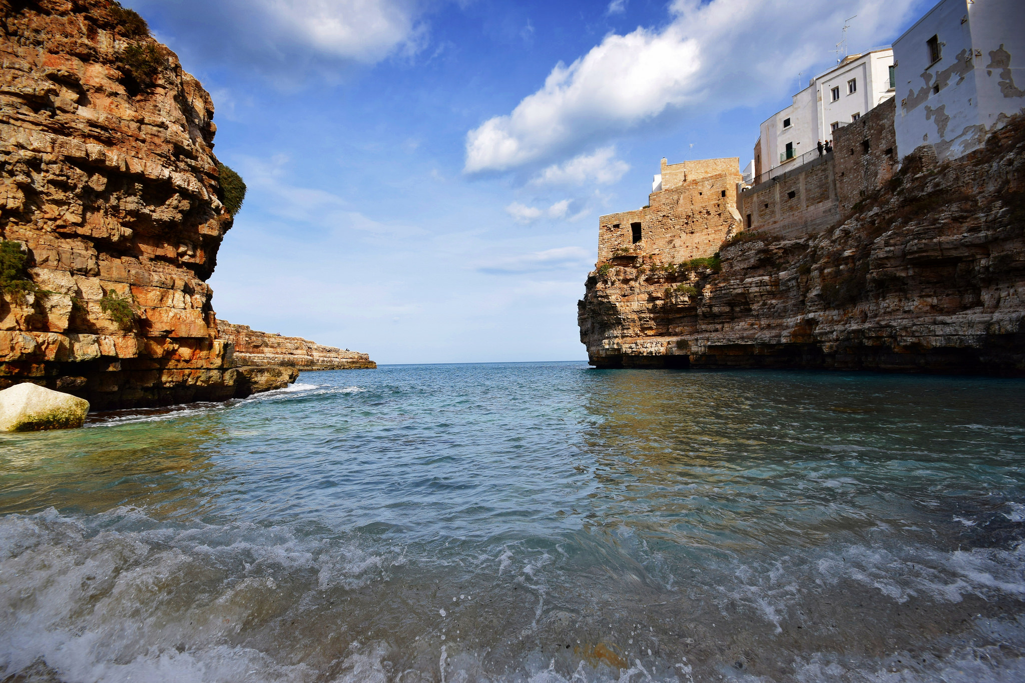 between sky and sea, the earth