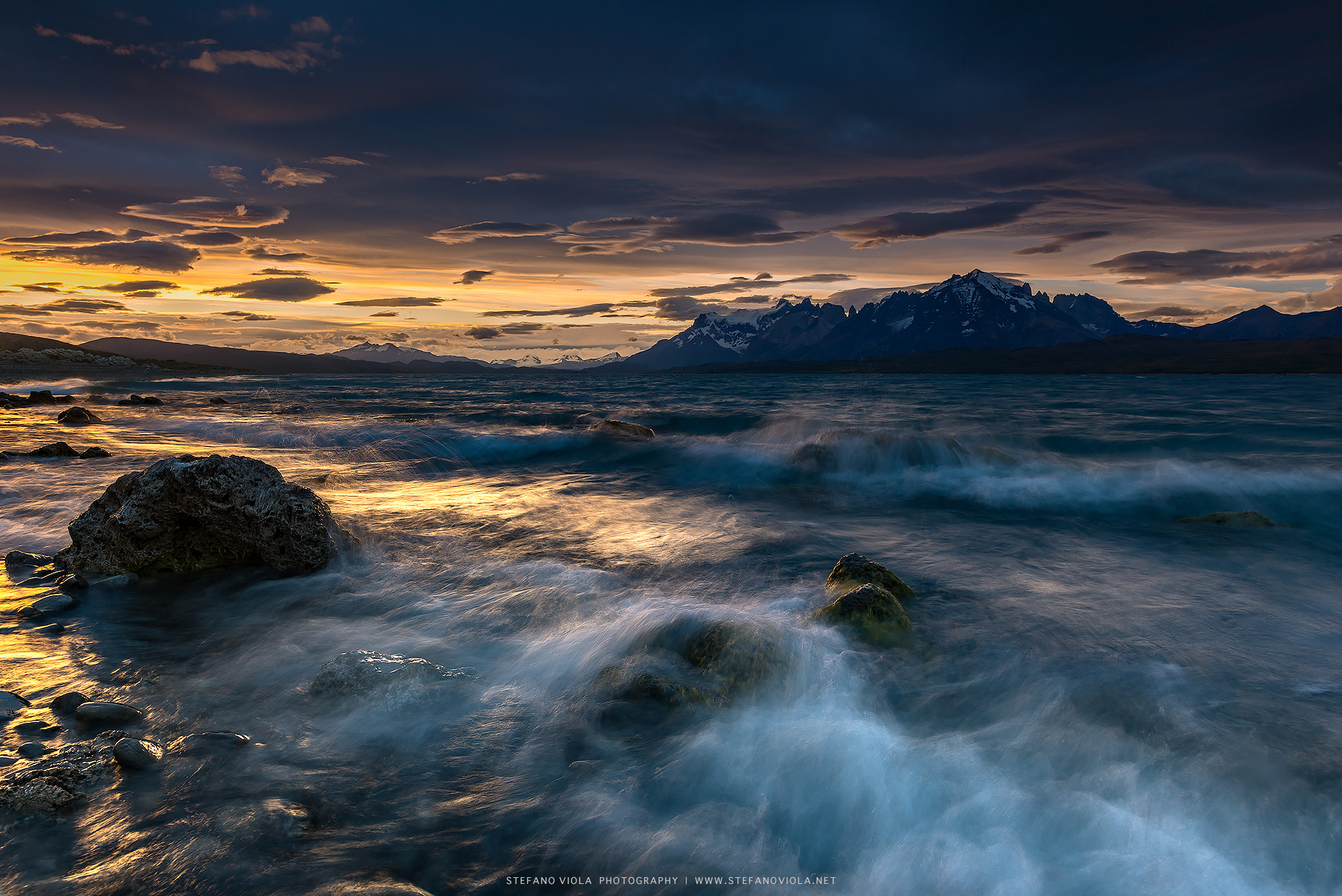 Night falls on Sarmiento Lake