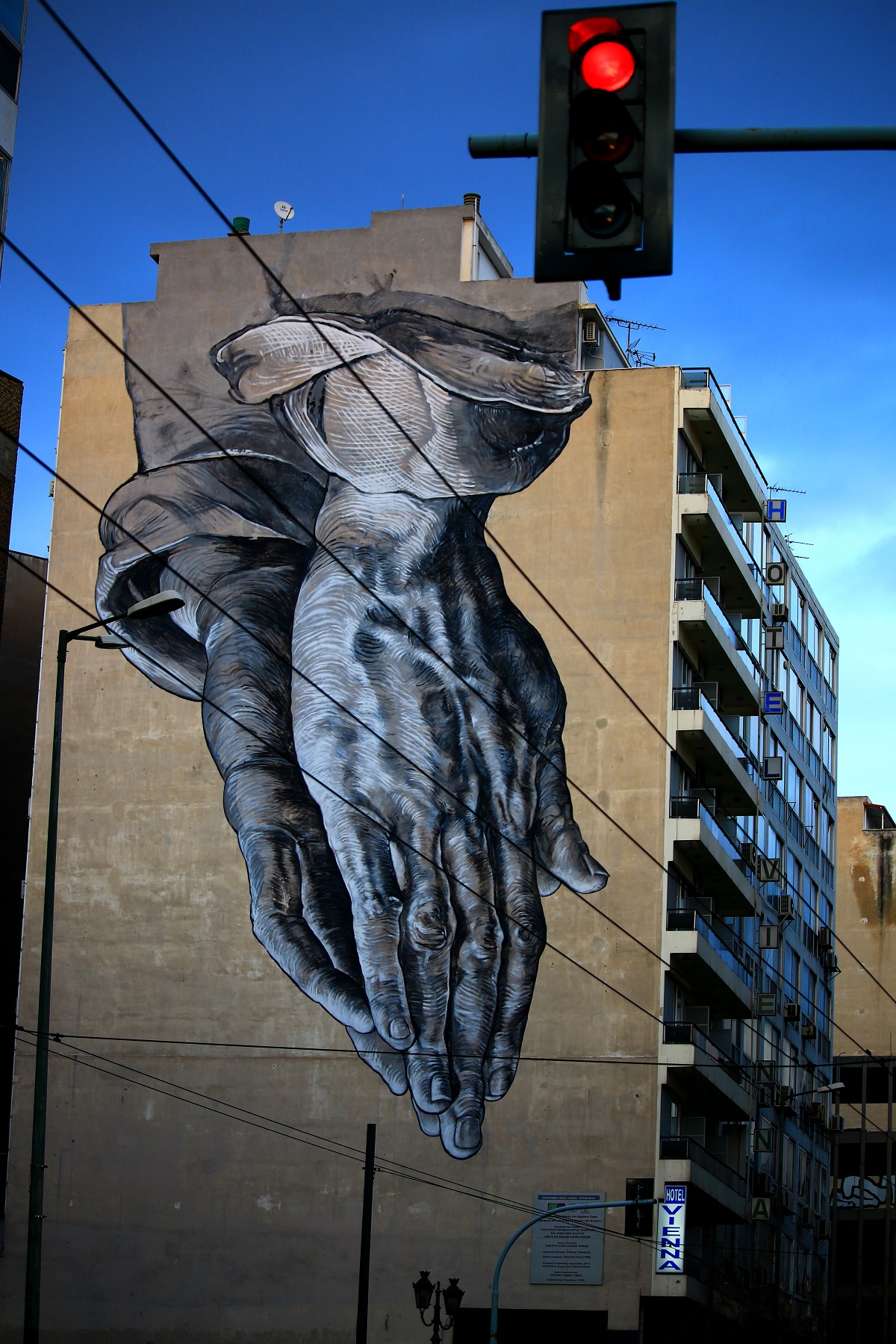 Bisogna fermarsi per fotografare questo grafite