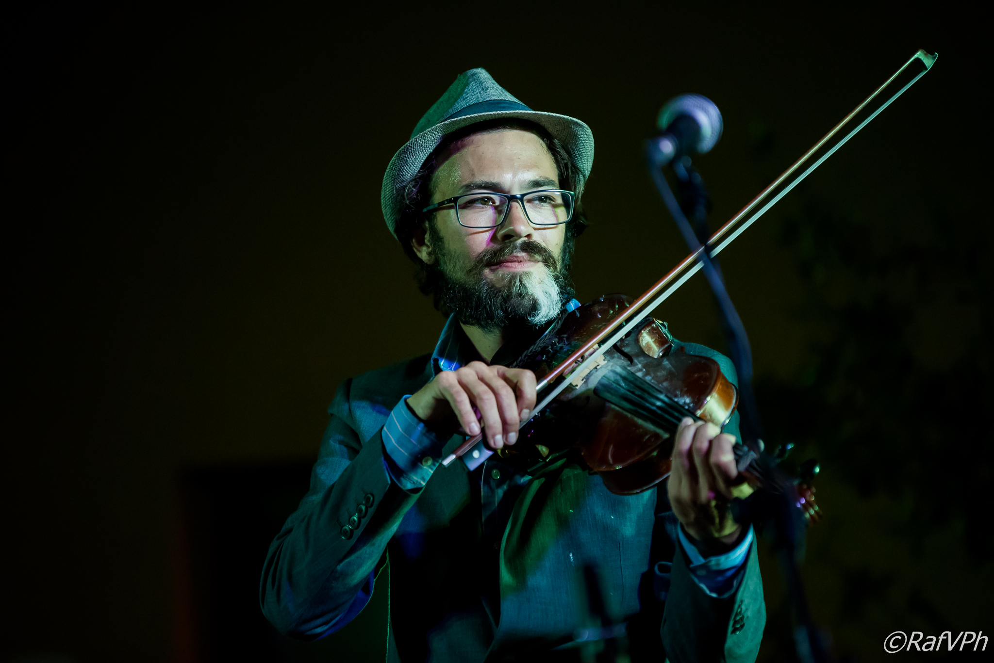 Violin in the street