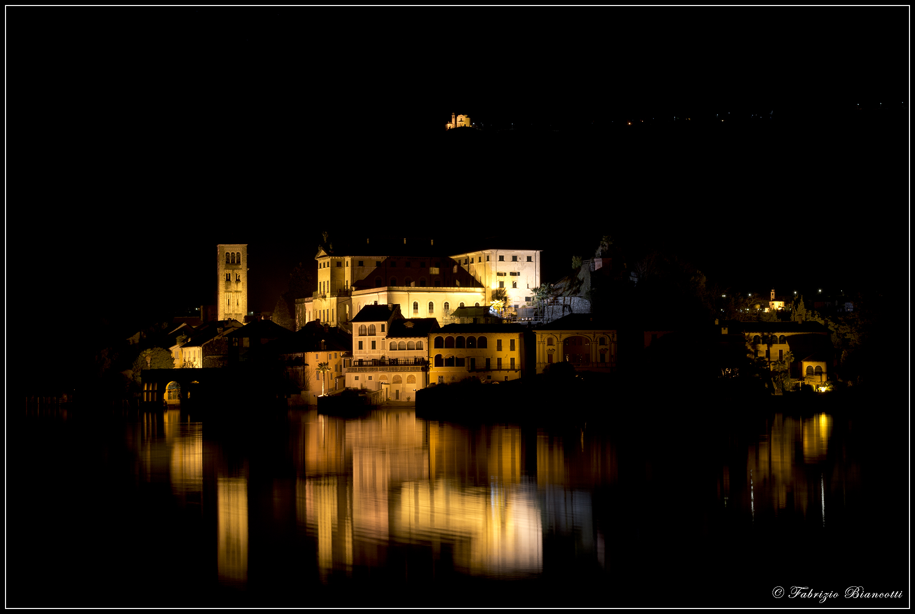 Island of San Giulio in the night