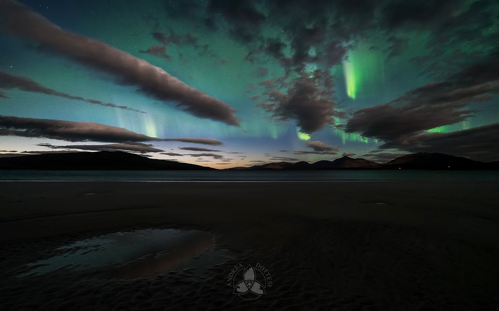 The night wears Green