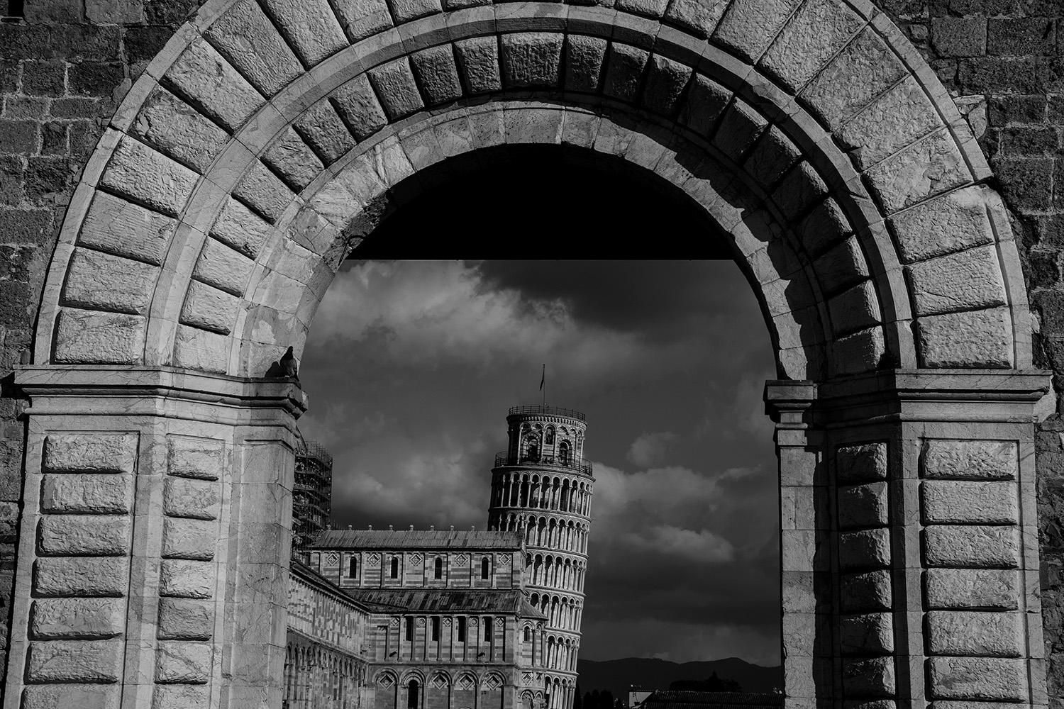 The entry into the Square of Miracles