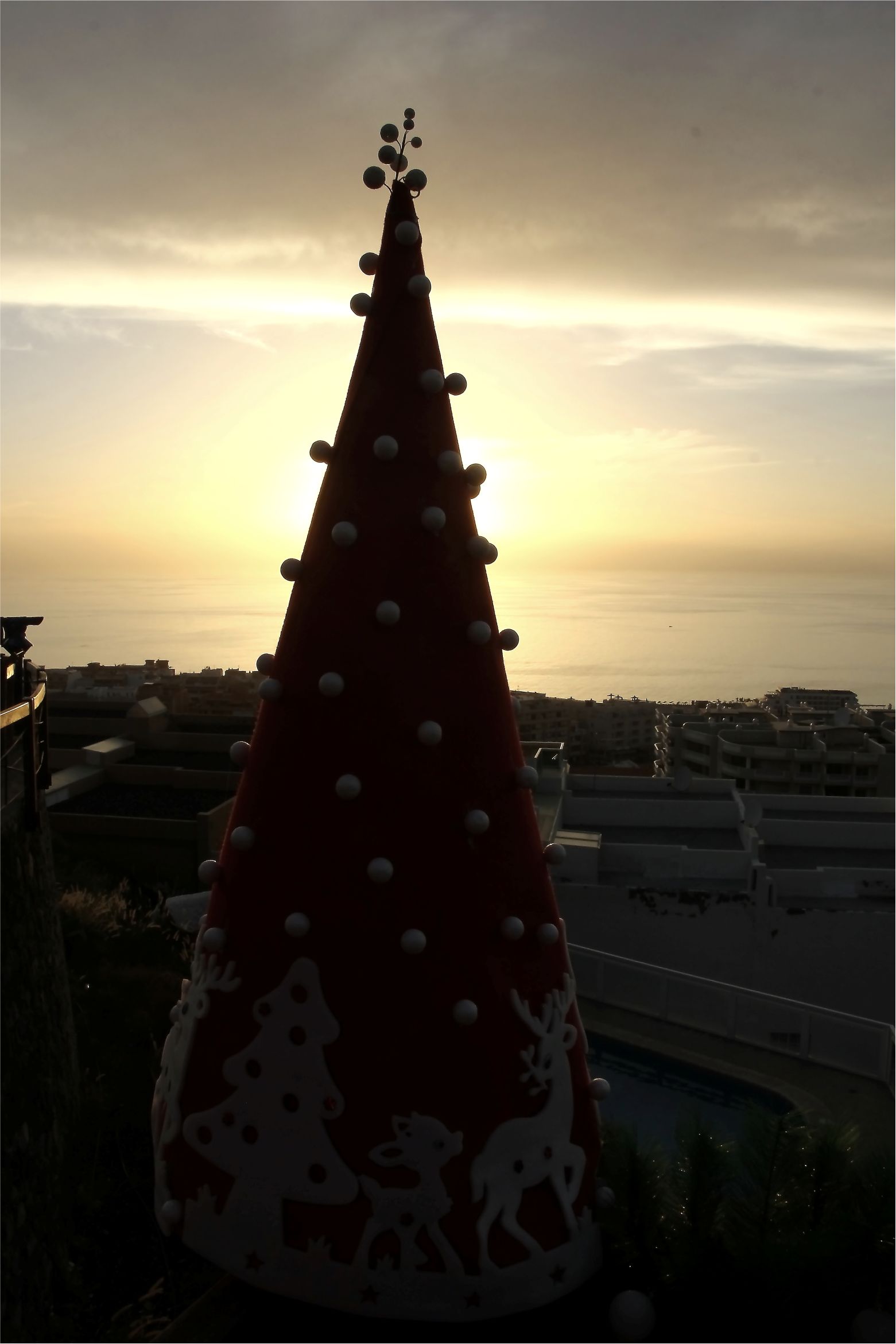 Natale con calima a Los Gigantes, Tenerife.