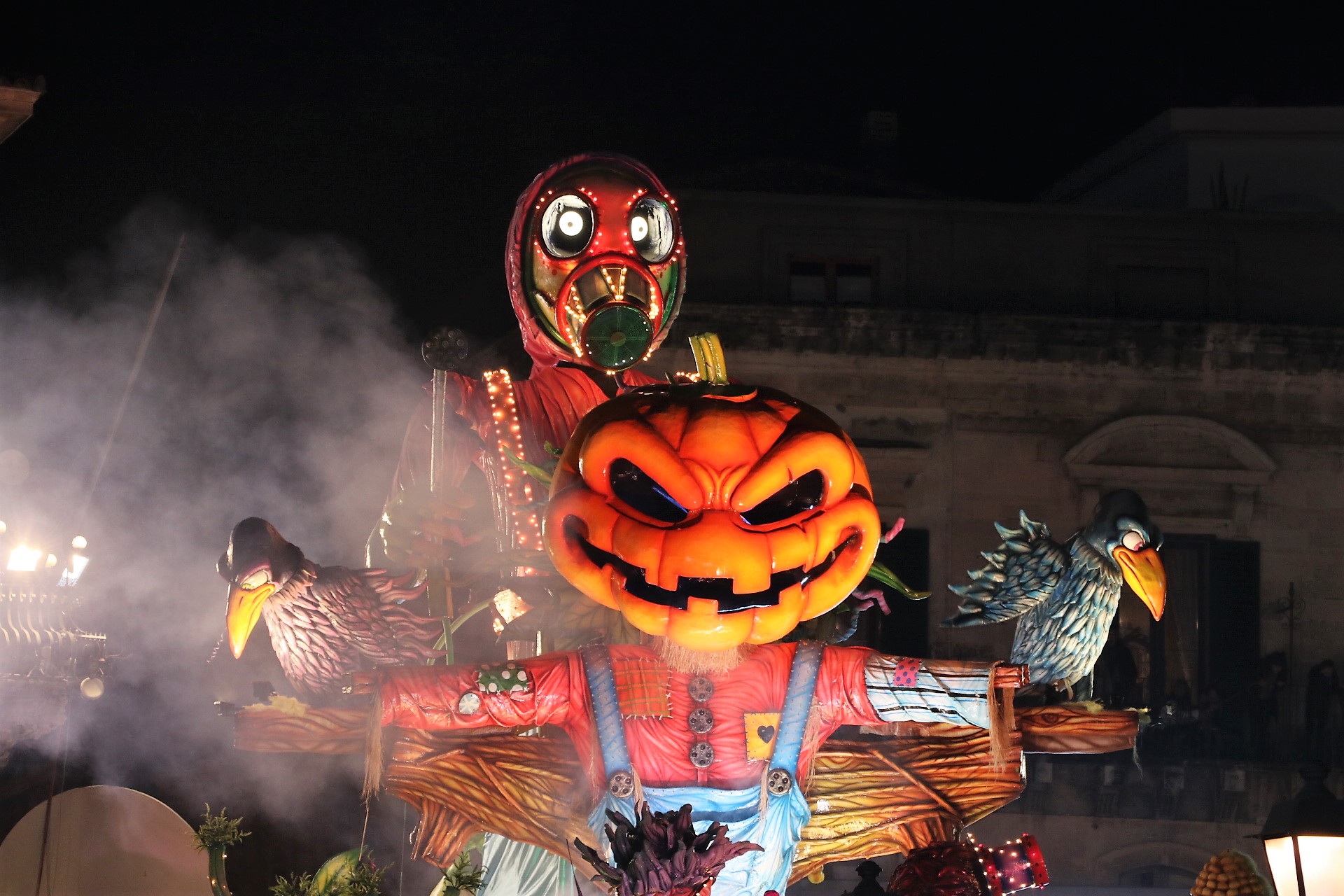 carro allegorico grottesco