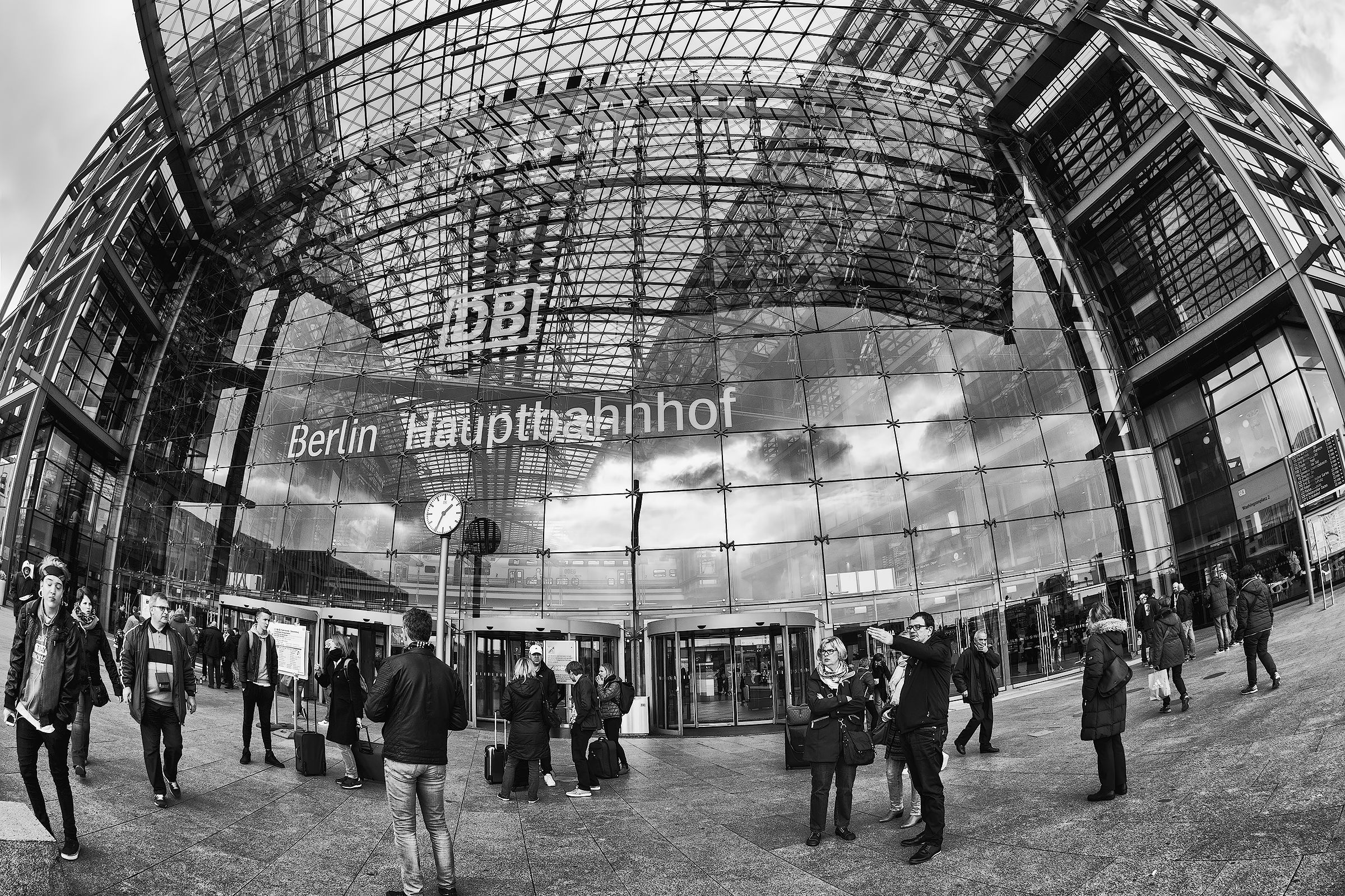 Chi arriva chi parte....