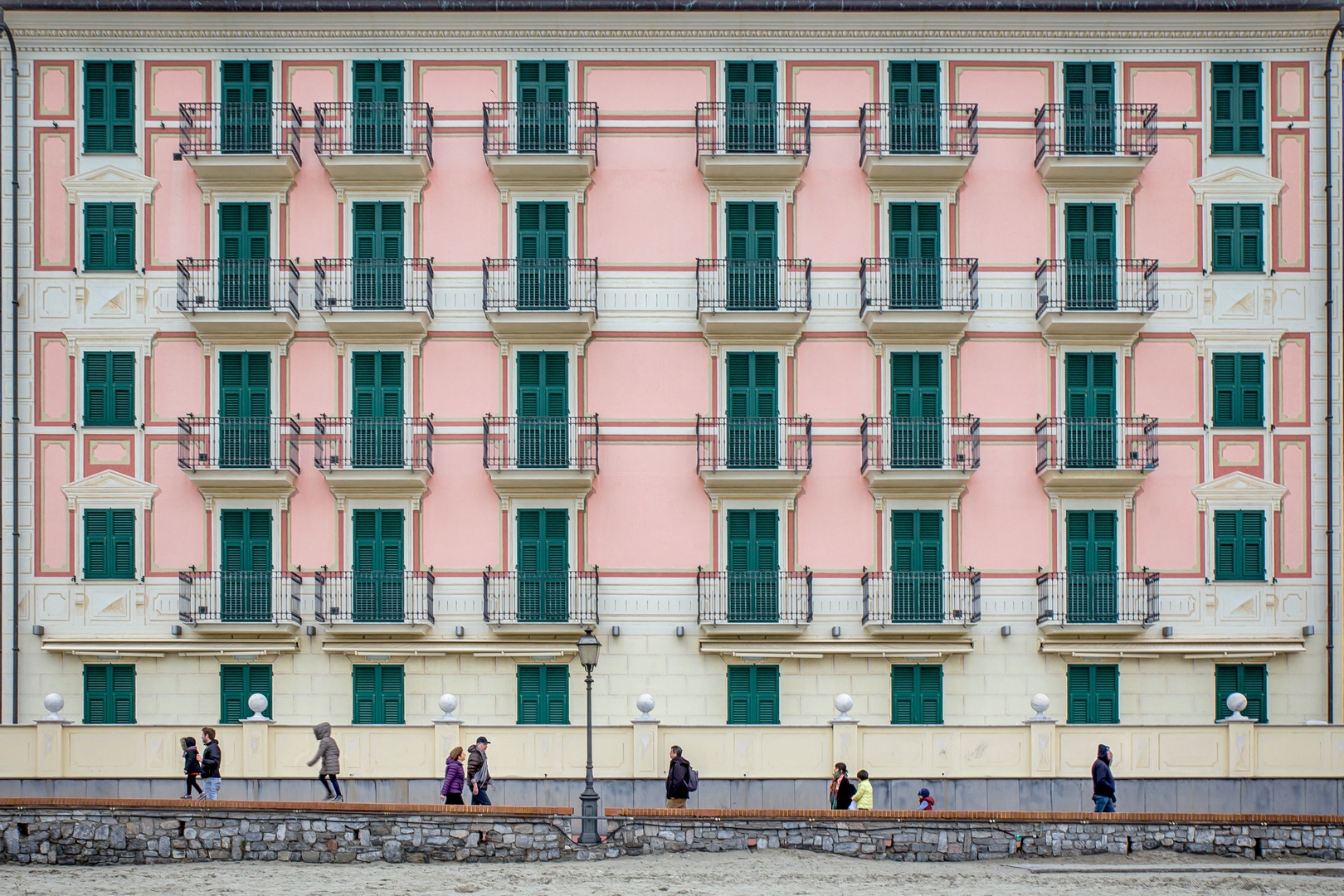 people who go to people who come