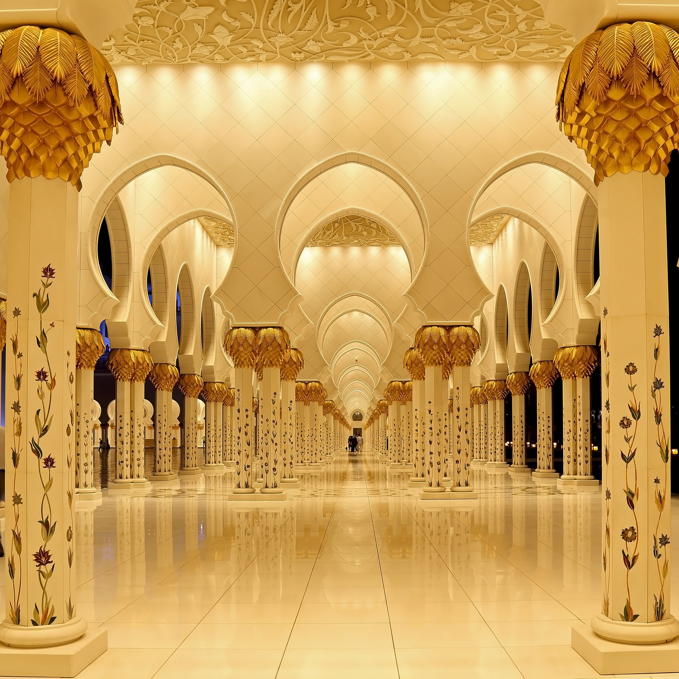 Gran Moschea dello Sceicco Zayed - corridoio laterale