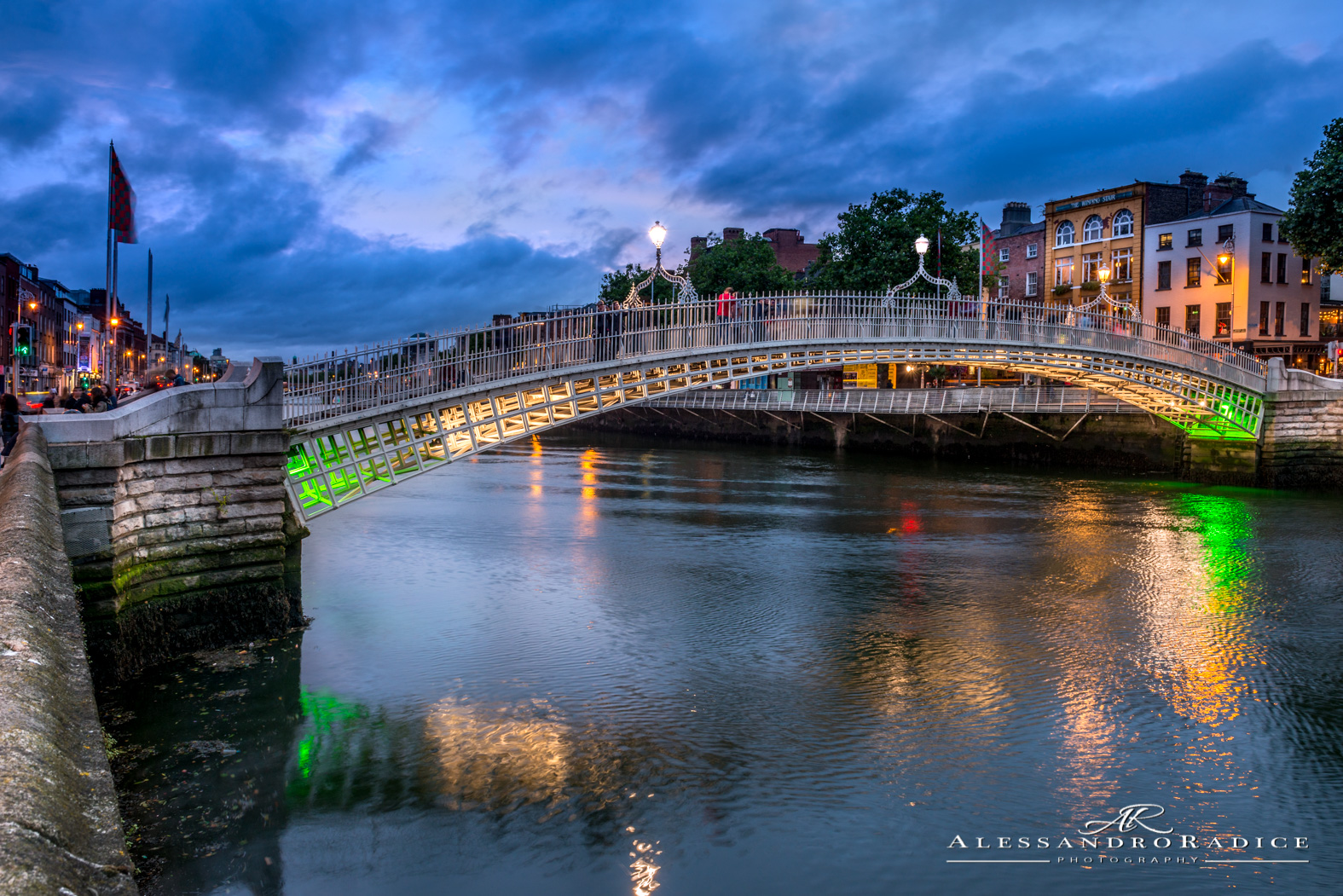 Half Penny Bridge, Dublino, Irlanda