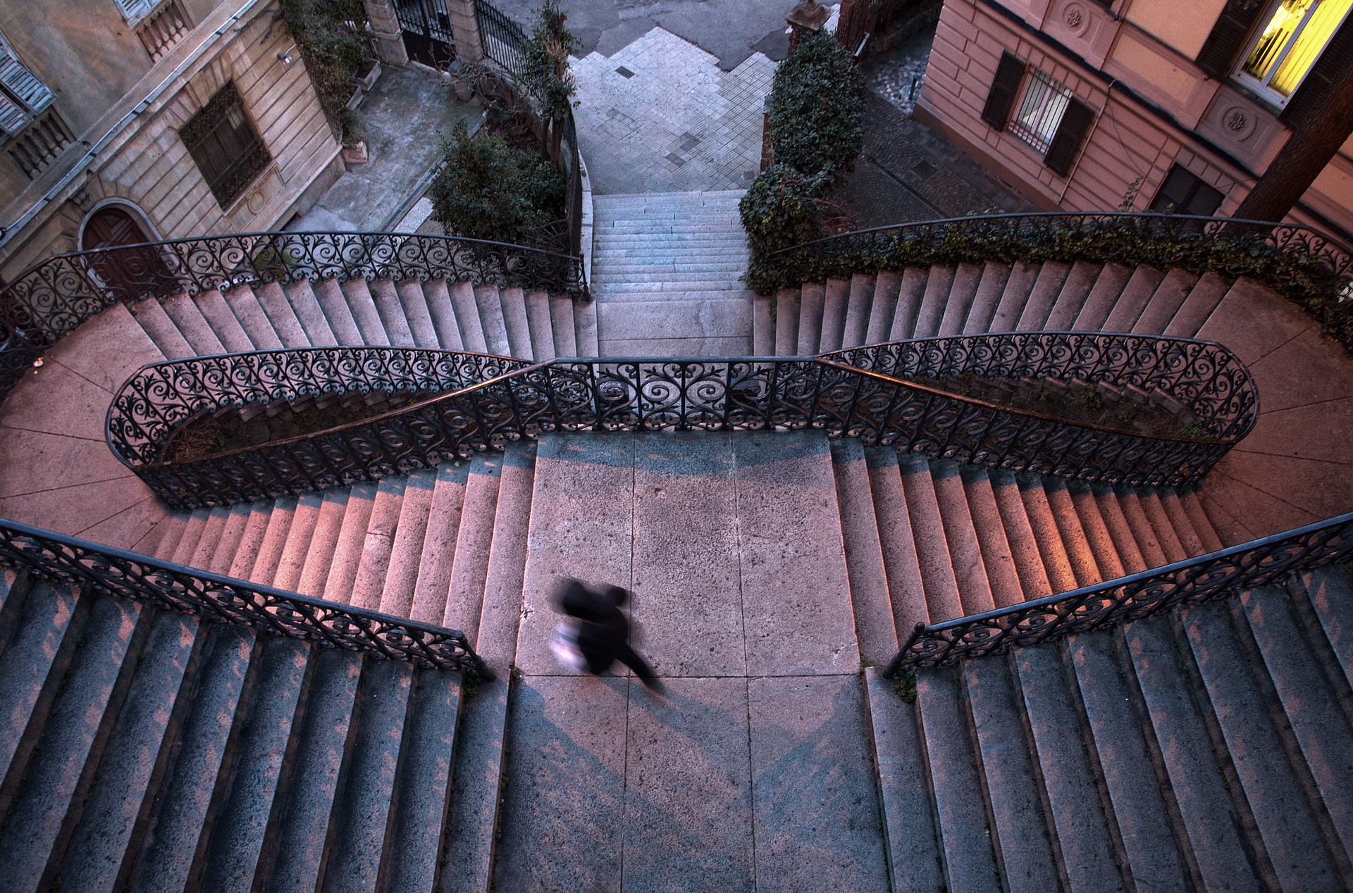 Scalinata Poli a colori