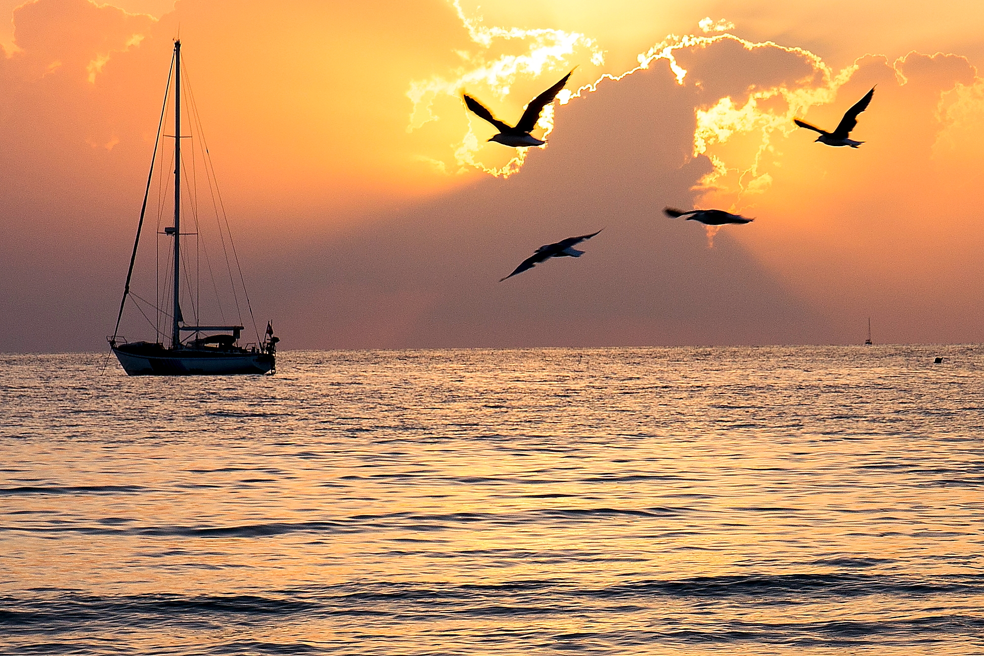 l'alba a san vito lo capo