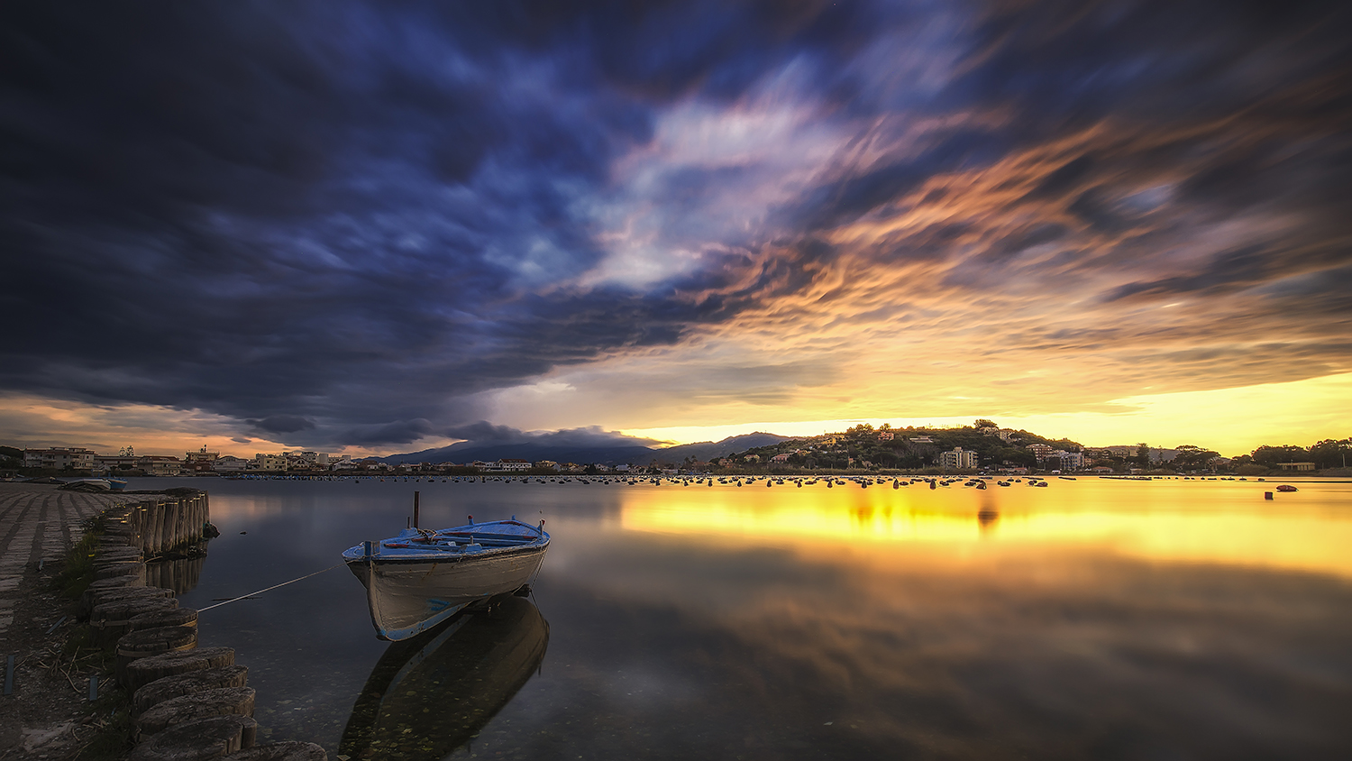 Al tramonto dal Lago piccolo di Ganzirri