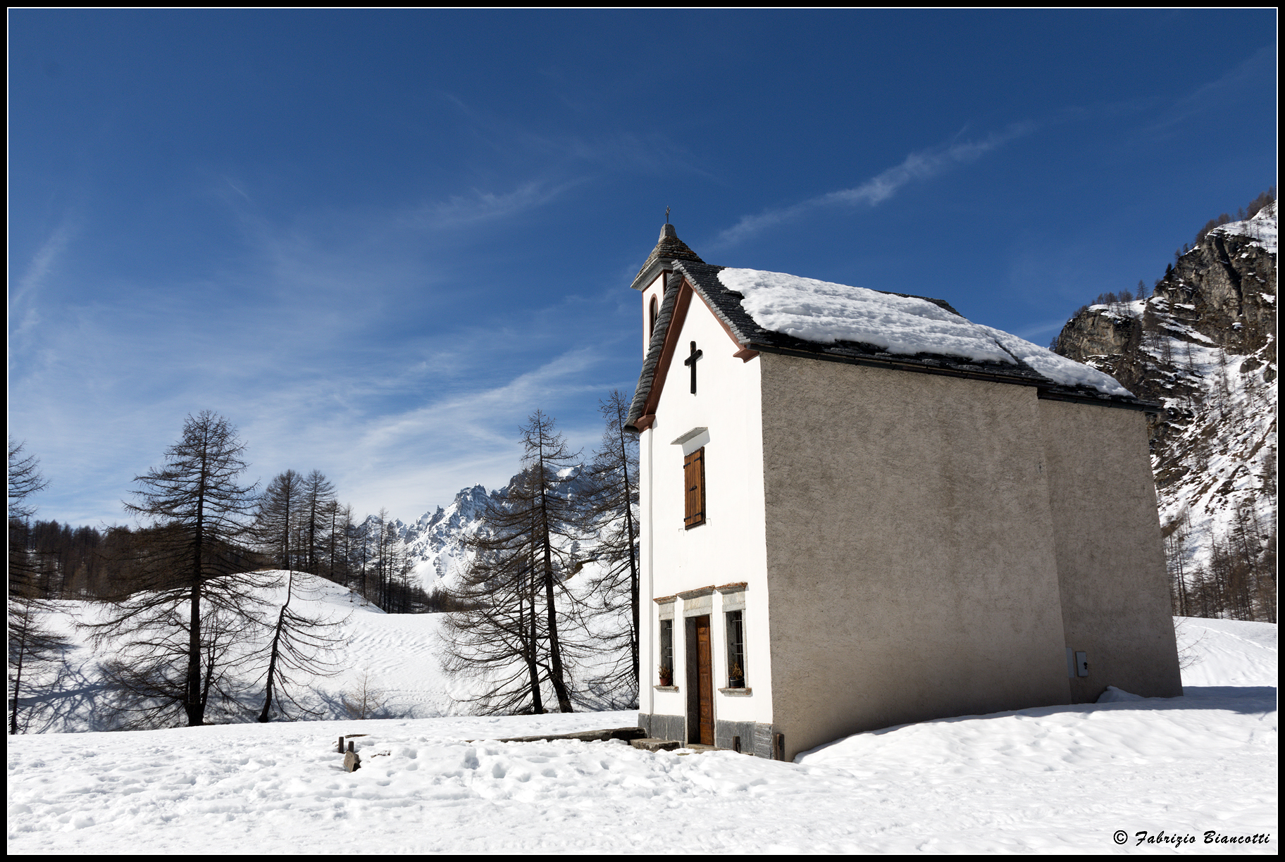 Small church in Crampiolo