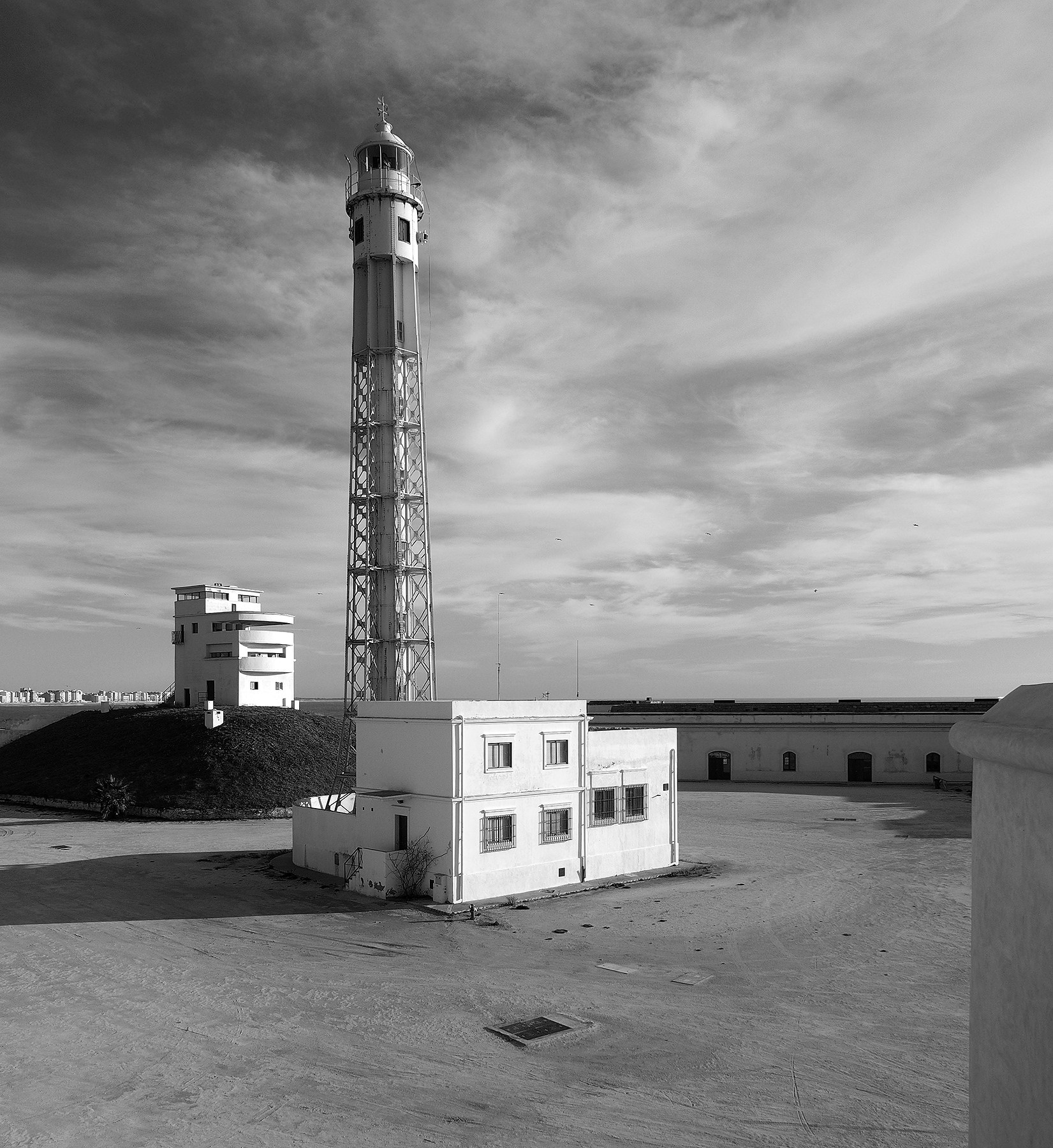 El faro del Castillo de San Sebastian - Cadiz Andalucia