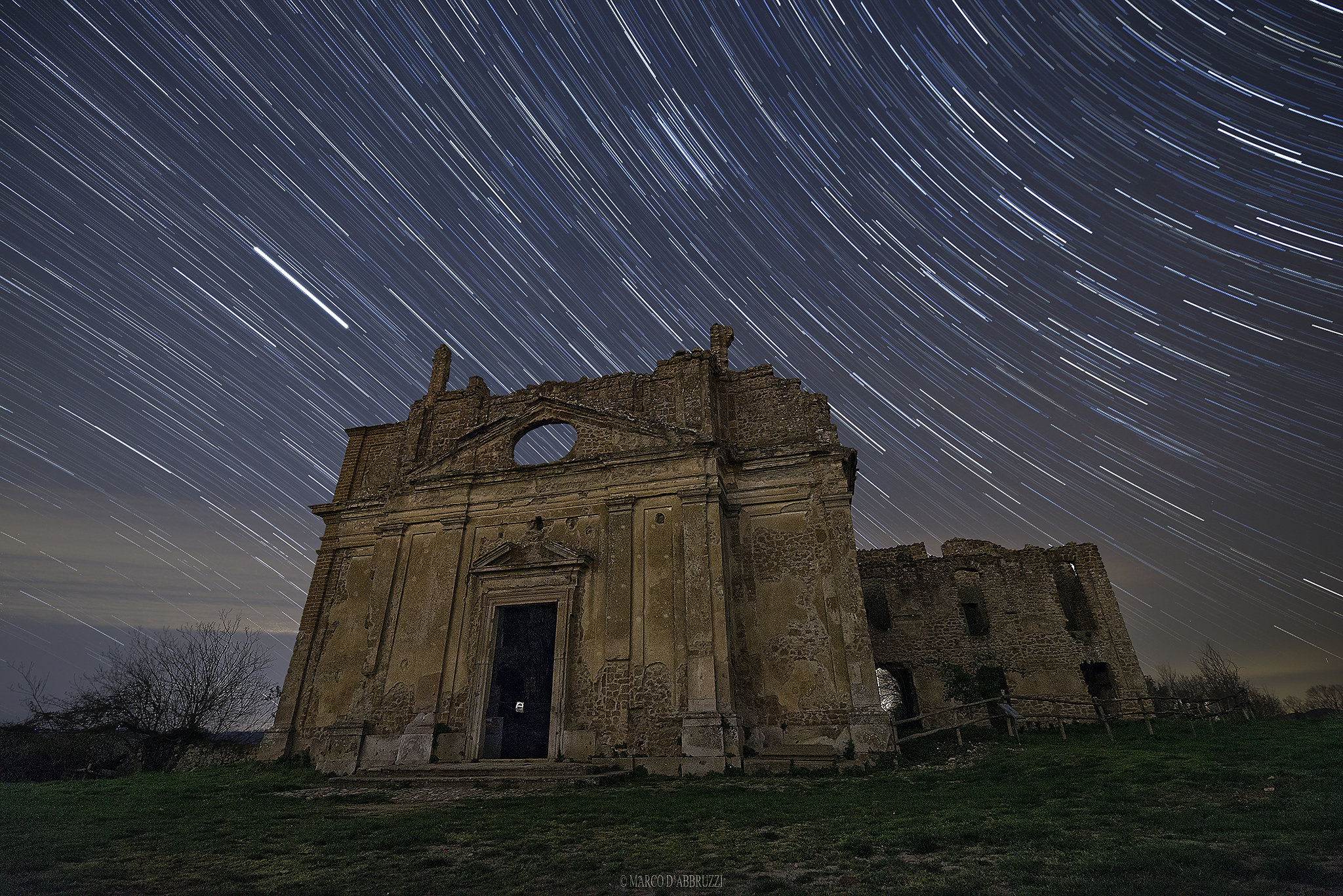 Startrail Monterano