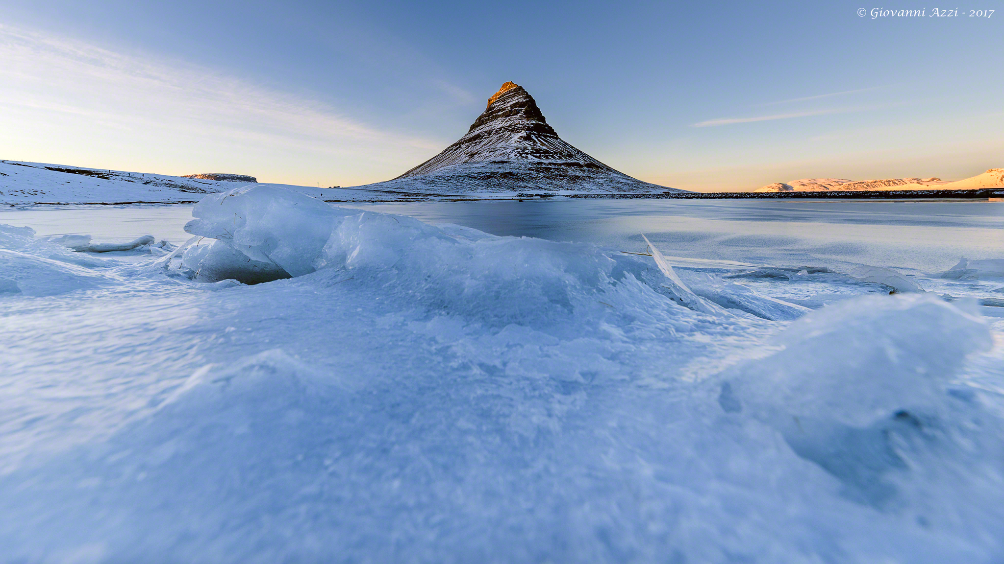 Frozen Kirkjufell